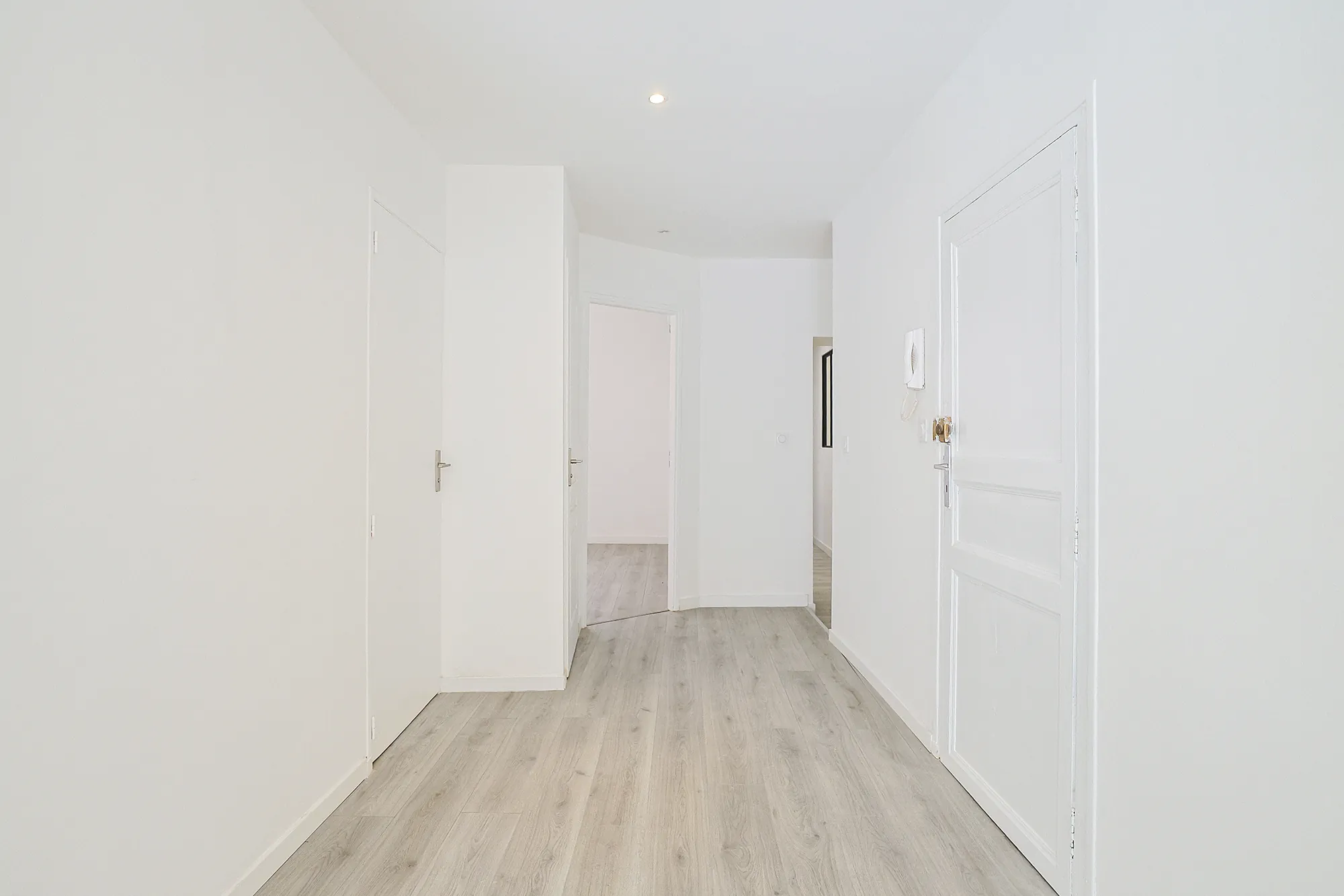 Appartement T3 bis rénové à Solliès-Pont, 89,88 m², proche commodités 