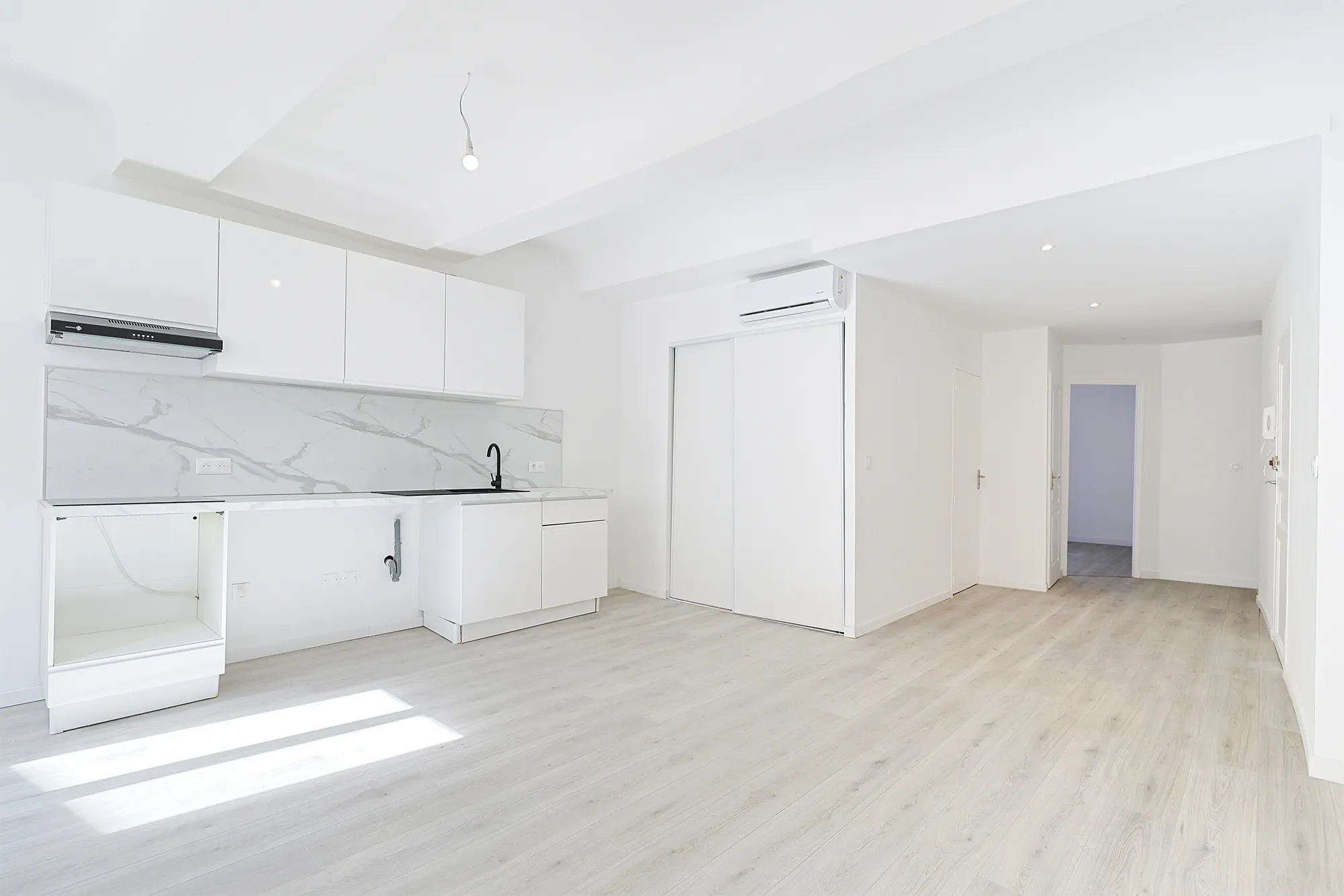 Appartement T3 bis rénové à Solliès-Pont, 89,88 m², proche commodités 