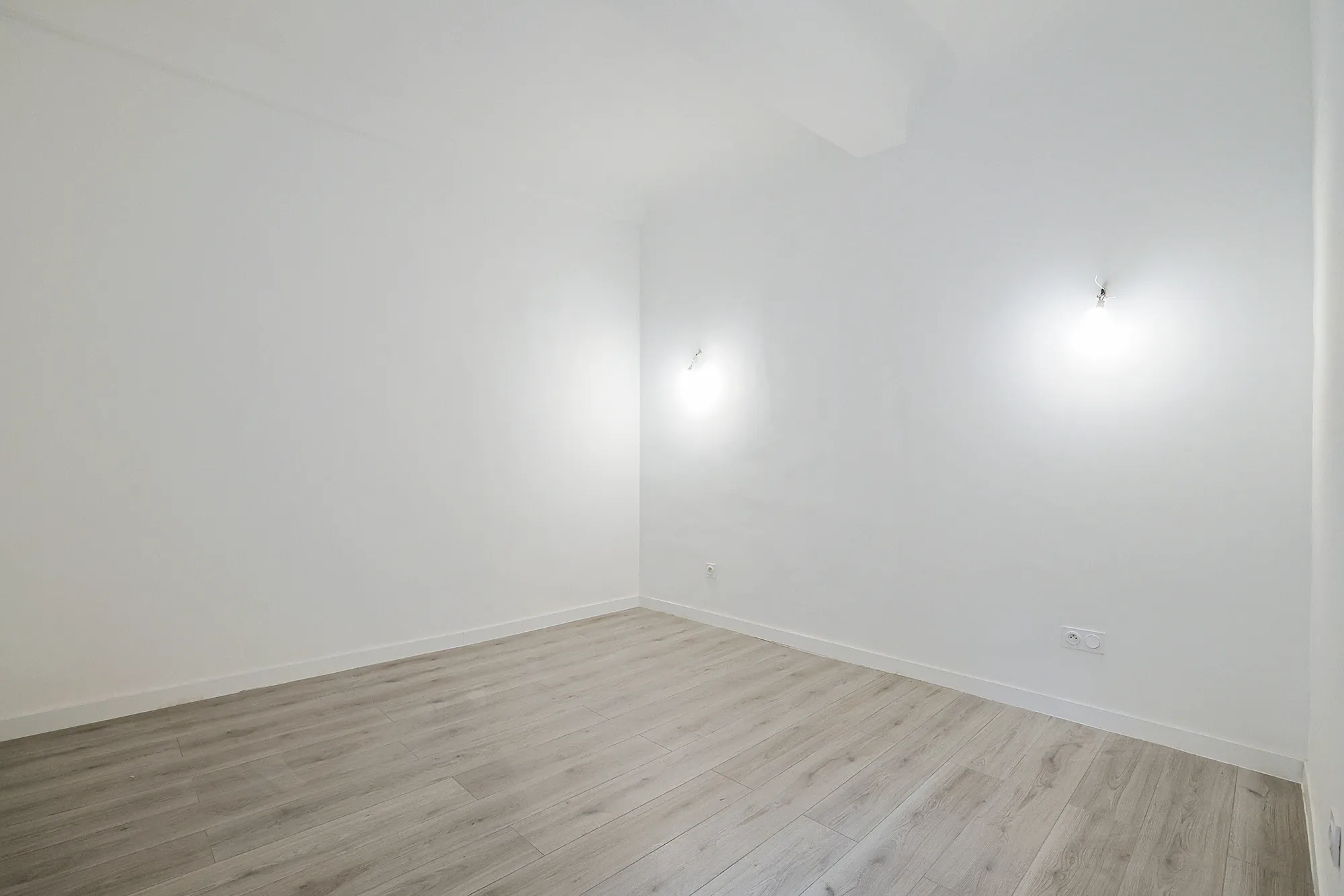 Appartement T3 bis rénové à Solliès-Pont, 89,88 m², proche commodités 