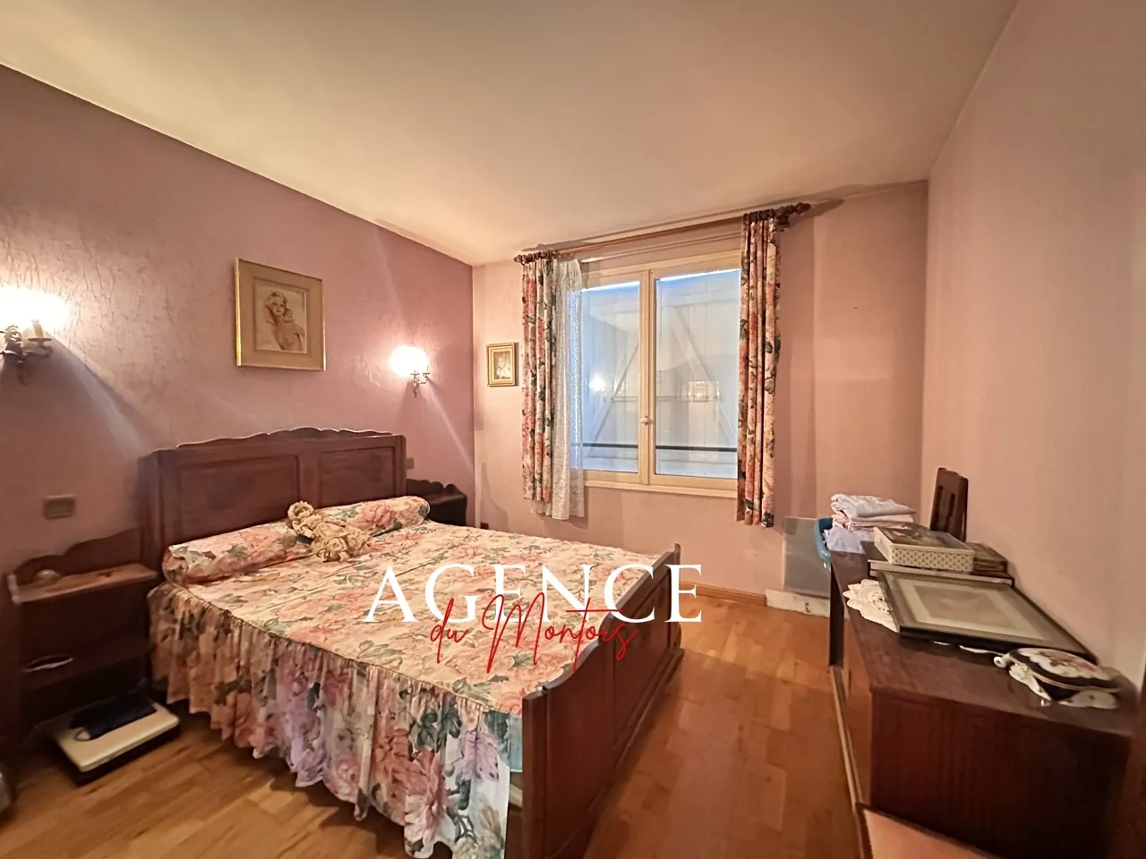 Maison indépendante à vendre à Donnemarie-Dontilly avec terrain de 1922 m² 