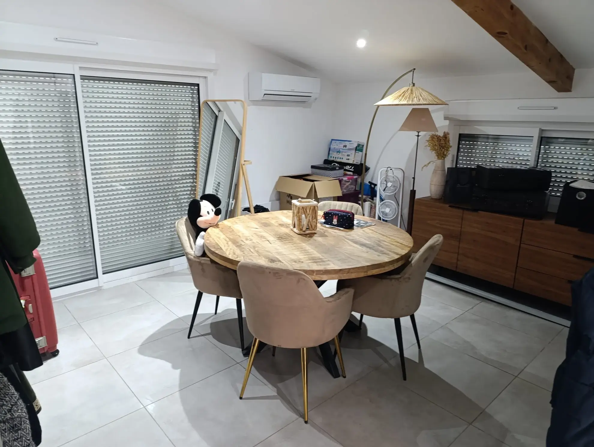 Maison bohème avec vue panoramique à Alès - Terrain de 3513 m², potentiel gîte, idéal pour vie sereine et projets nature 