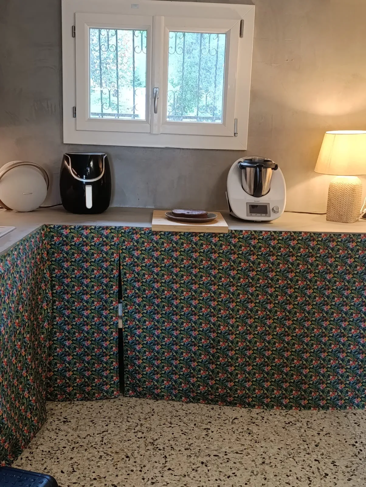 Maison bohème avec vue panoramique à Alès - Terrain de 3513 m², potentiel gîte, idéal pour vie sereine et projets nature 