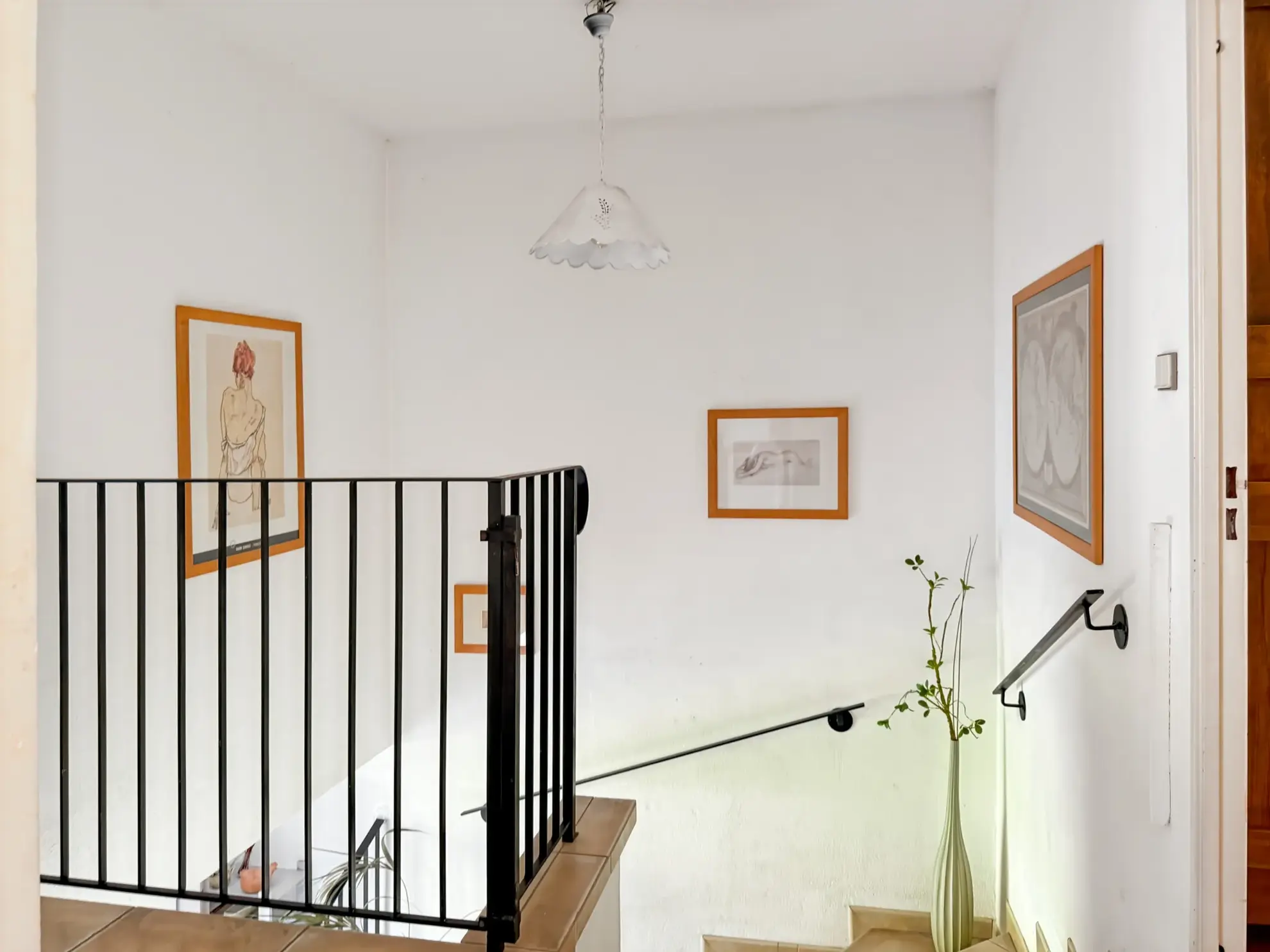 Maison lumineuse avec jardin et garage à Aubenas – Quartier calme 