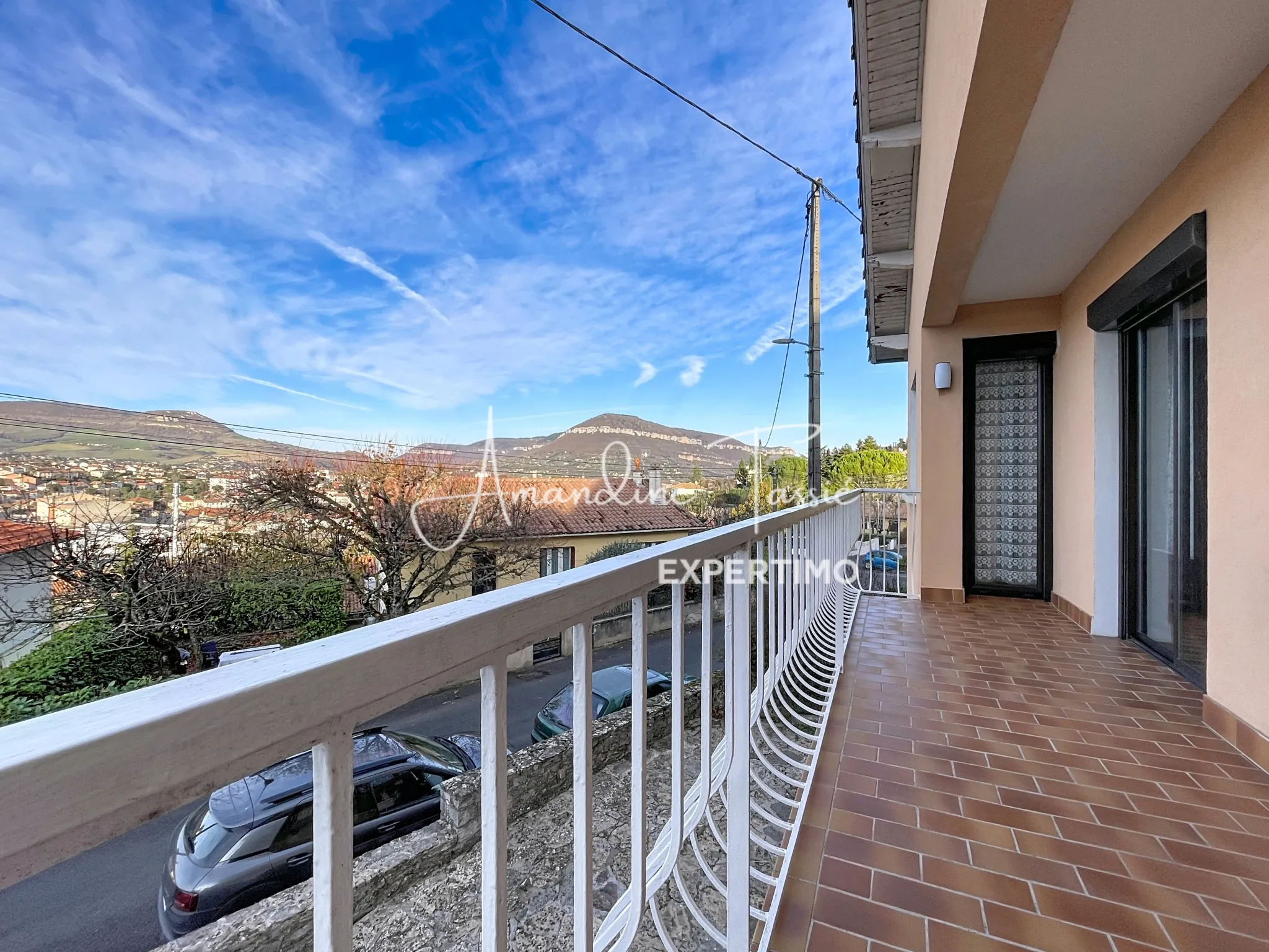 Maison à Creissels avec vue sur Millau - Calme et potentiel 