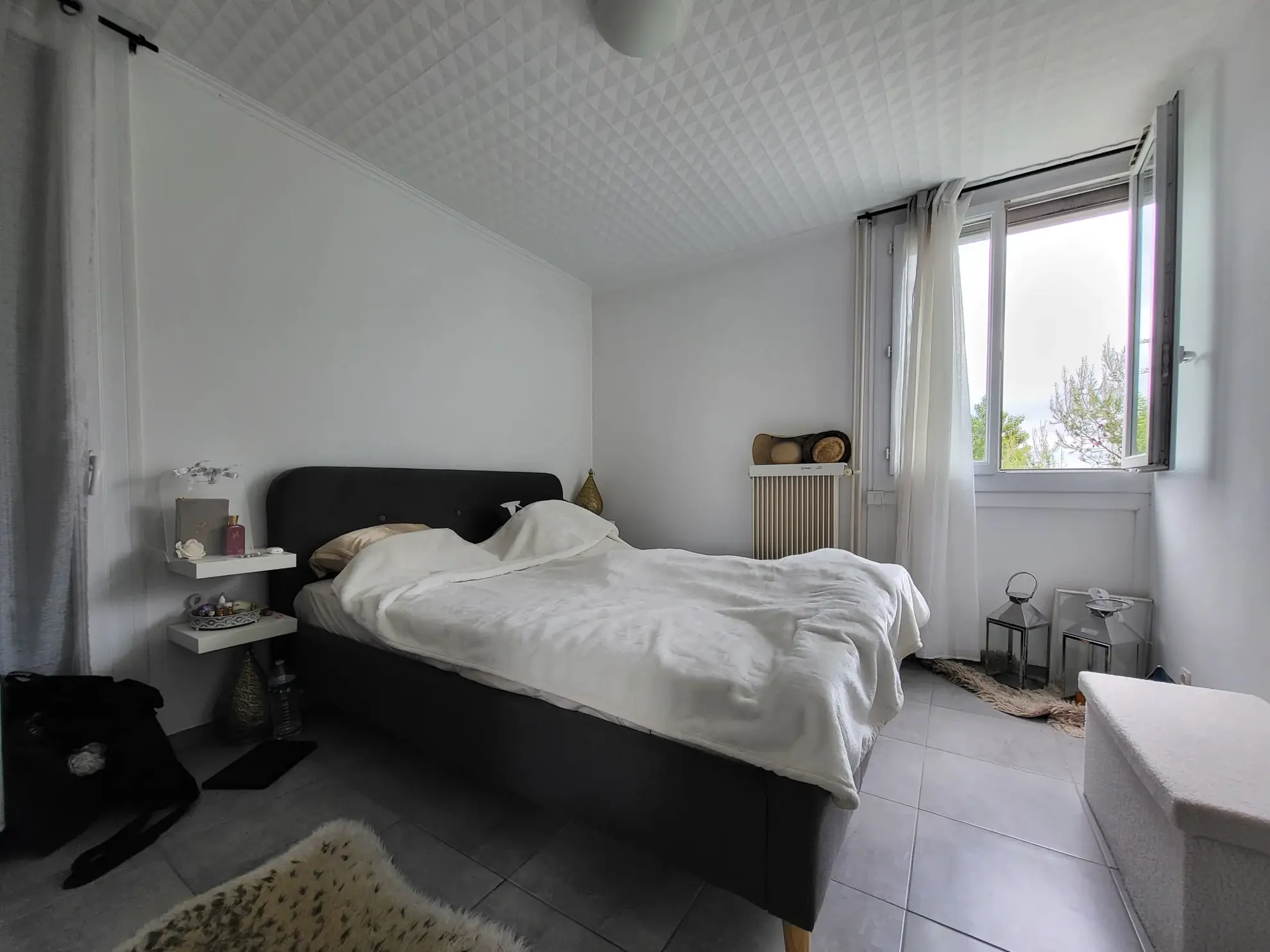 Appartement 3 pièces avec balcon, parking et cave à Marignane 