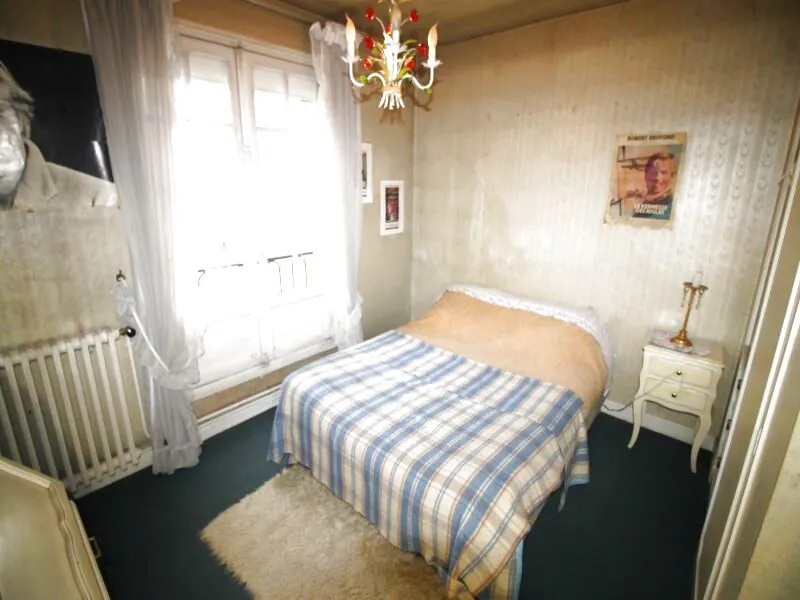 Vente maison historique avec magasin à Gourdon – Opportunité rare 