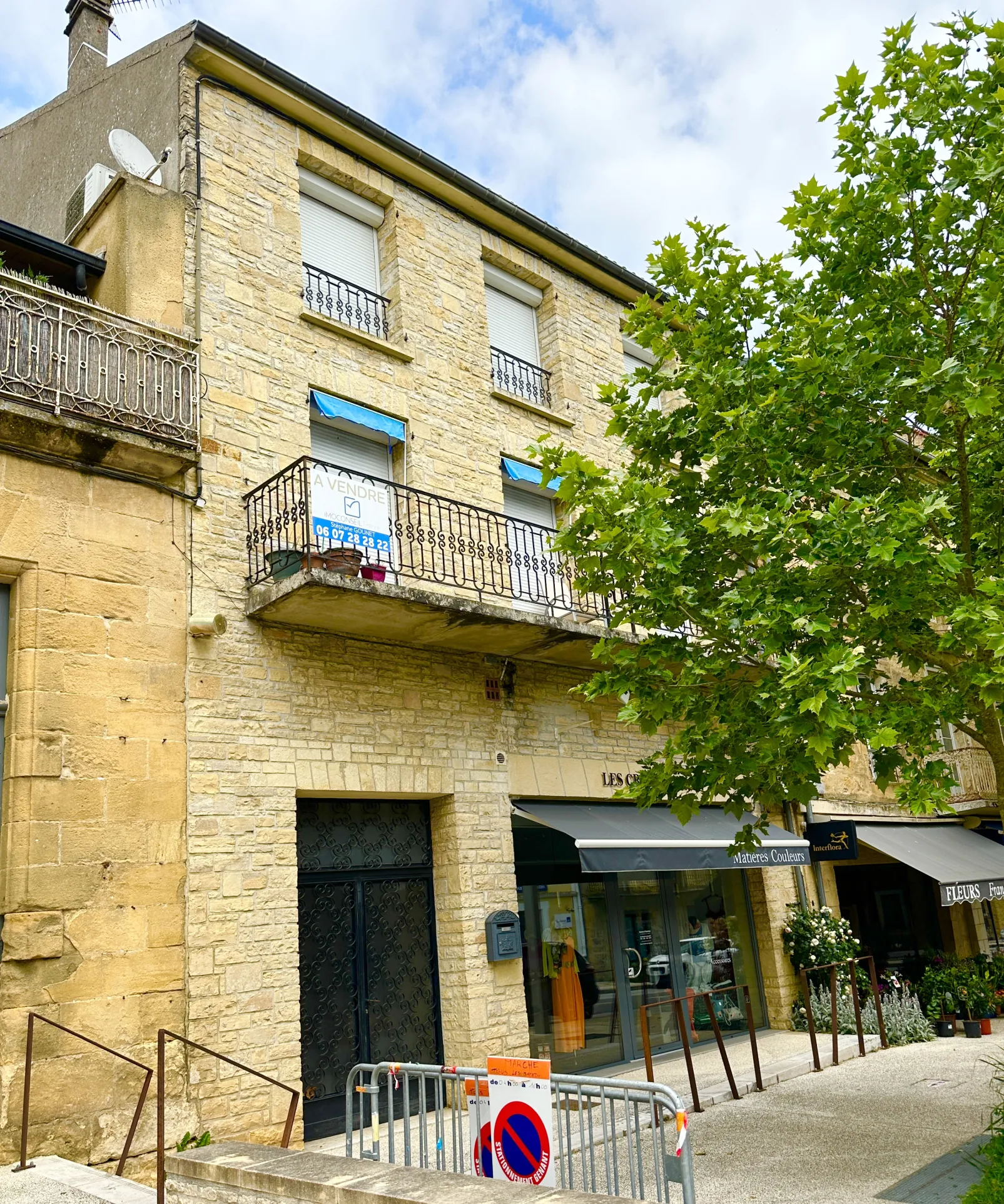 Vente maison historique avec magasin à Gourdon – Opportunité rare 