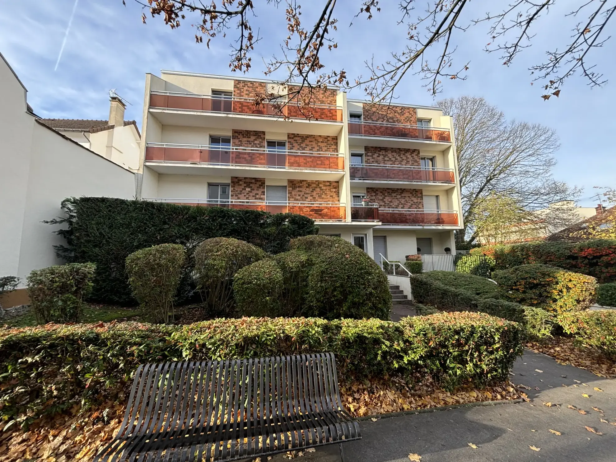 Studio 20 m² avec cave à Noisy le Grand, idéal premier achat ou investissement