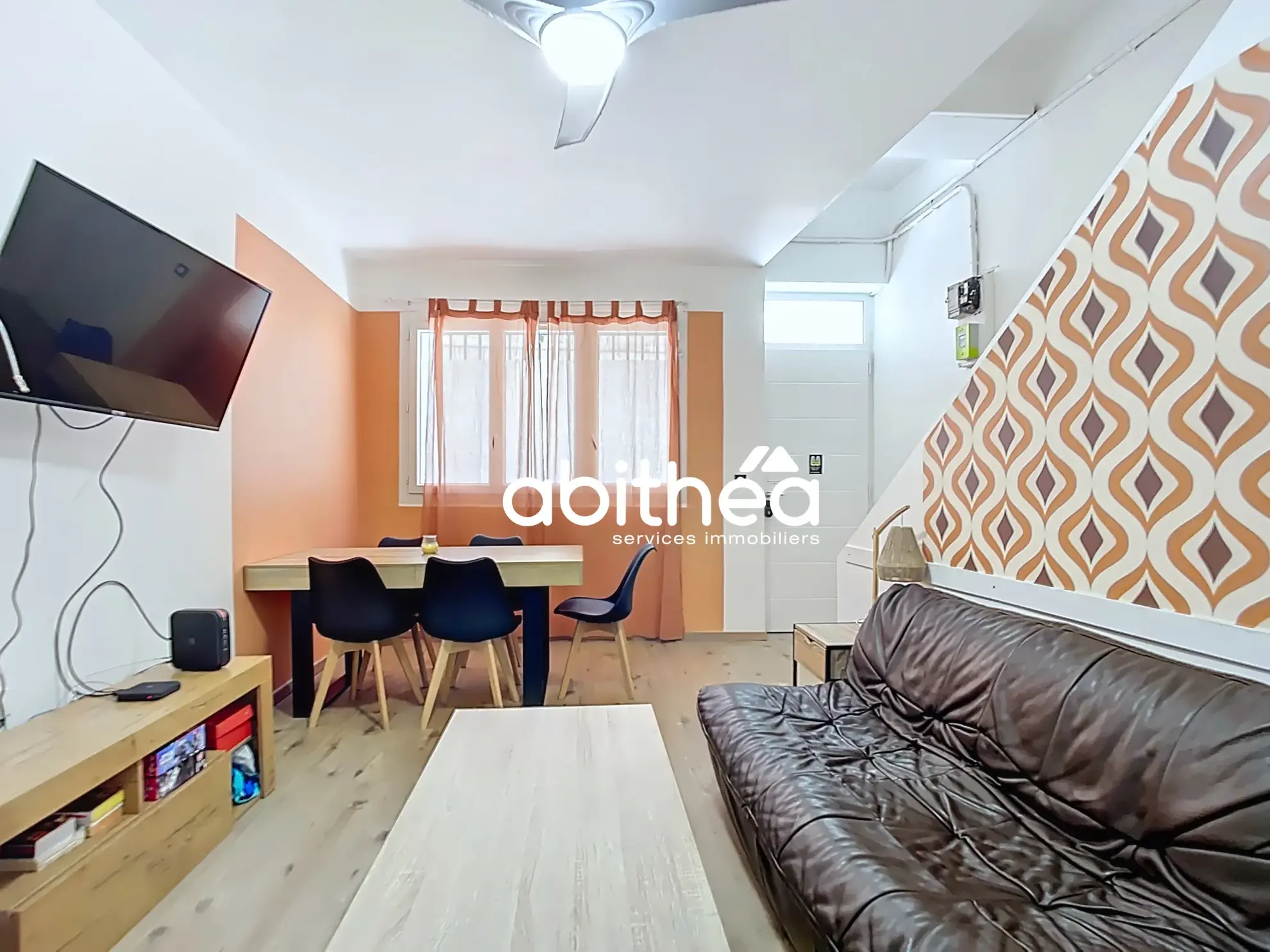 Maison de ville rénovée de 155 m² à Béziers, 7 chambres, idéal pour colocation ou famille 