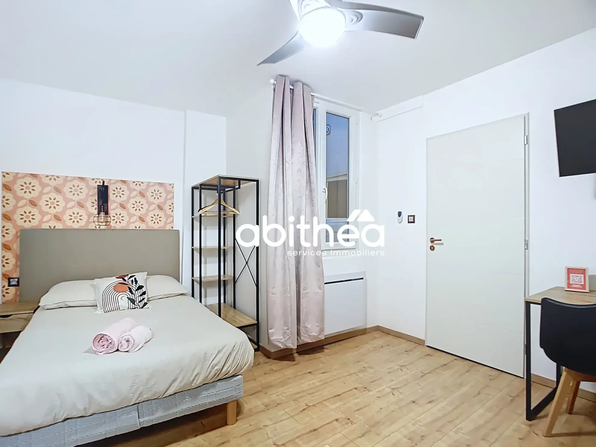 Maison de ville rénovée de 155 m² à Béziers, 7 chambres, idéal pour colocation ou famille 