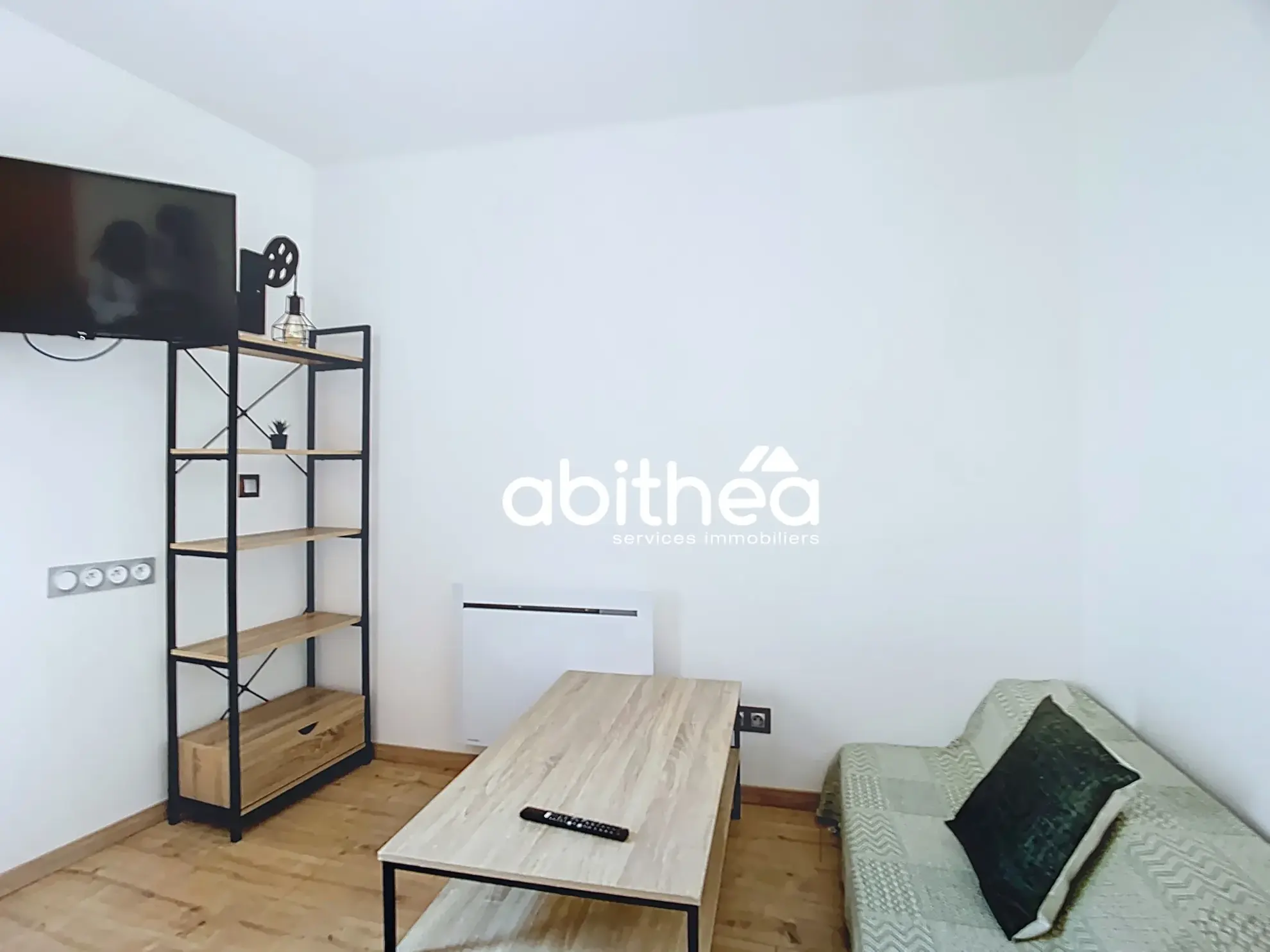 Maison de ville rénovée de 155 m² à Béziers, 7 chambres, idéal pour colocation ou famille 