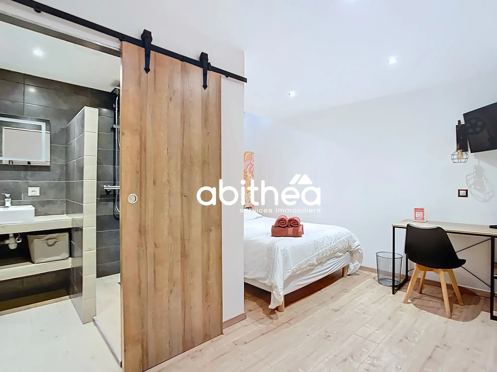 Maison de ville rénovée de 155 m² à Béziers, 7 chambres, idéal pour colocation ou famille 