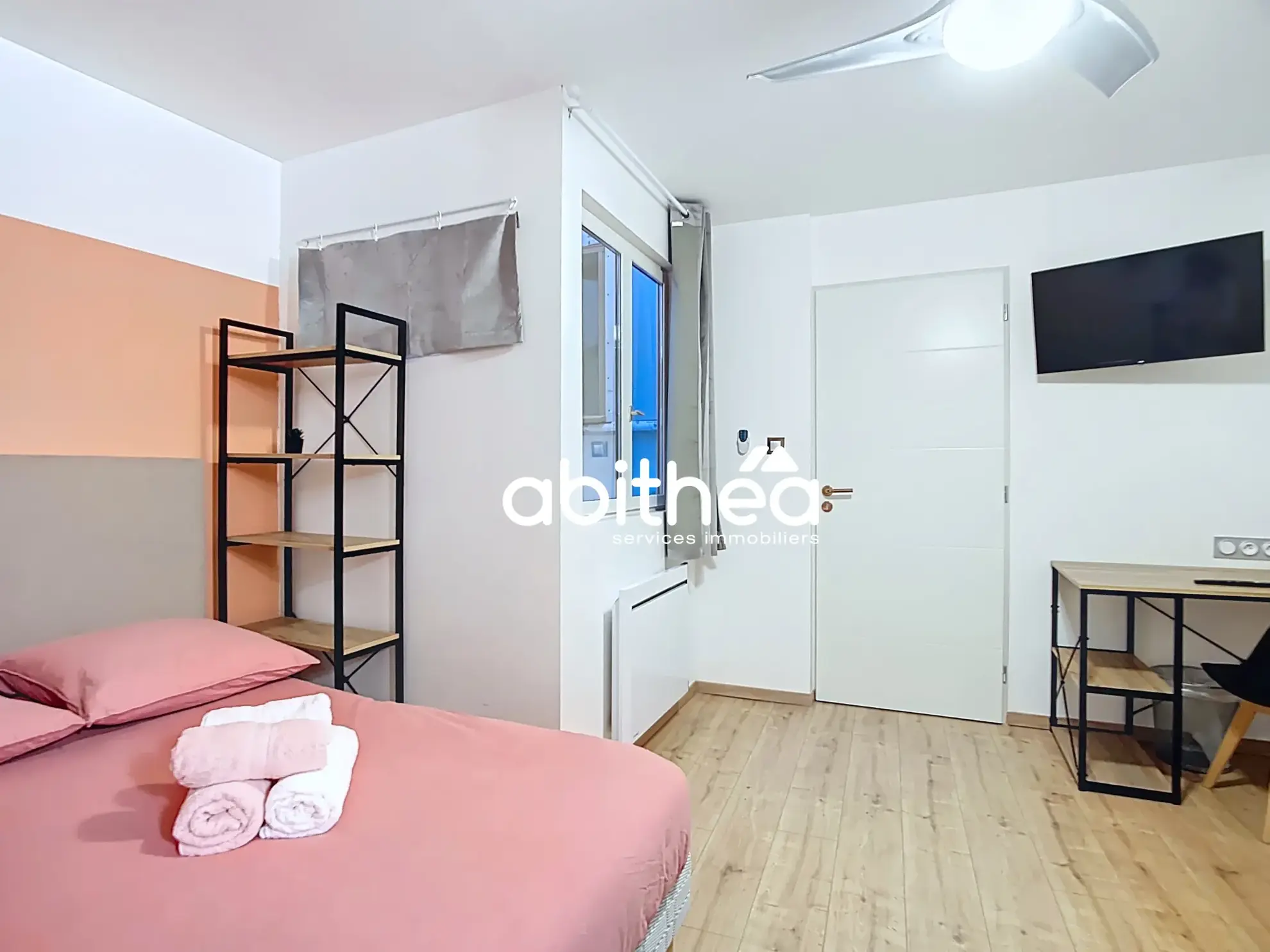 Maison de ville rénovée de 155 m² à Béziers, 7 chambres, idéal pour colocation ou famille 