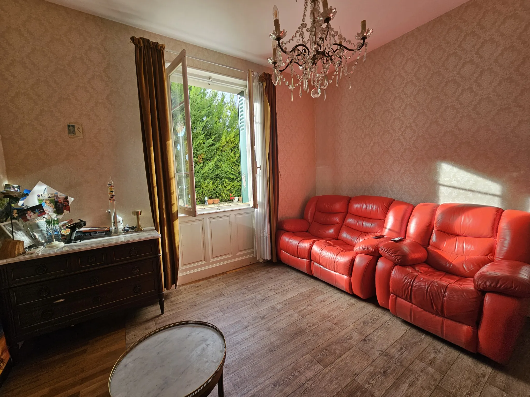 Charmante maison de ville de 95 m² à vendre à Clermont-Ferrand 