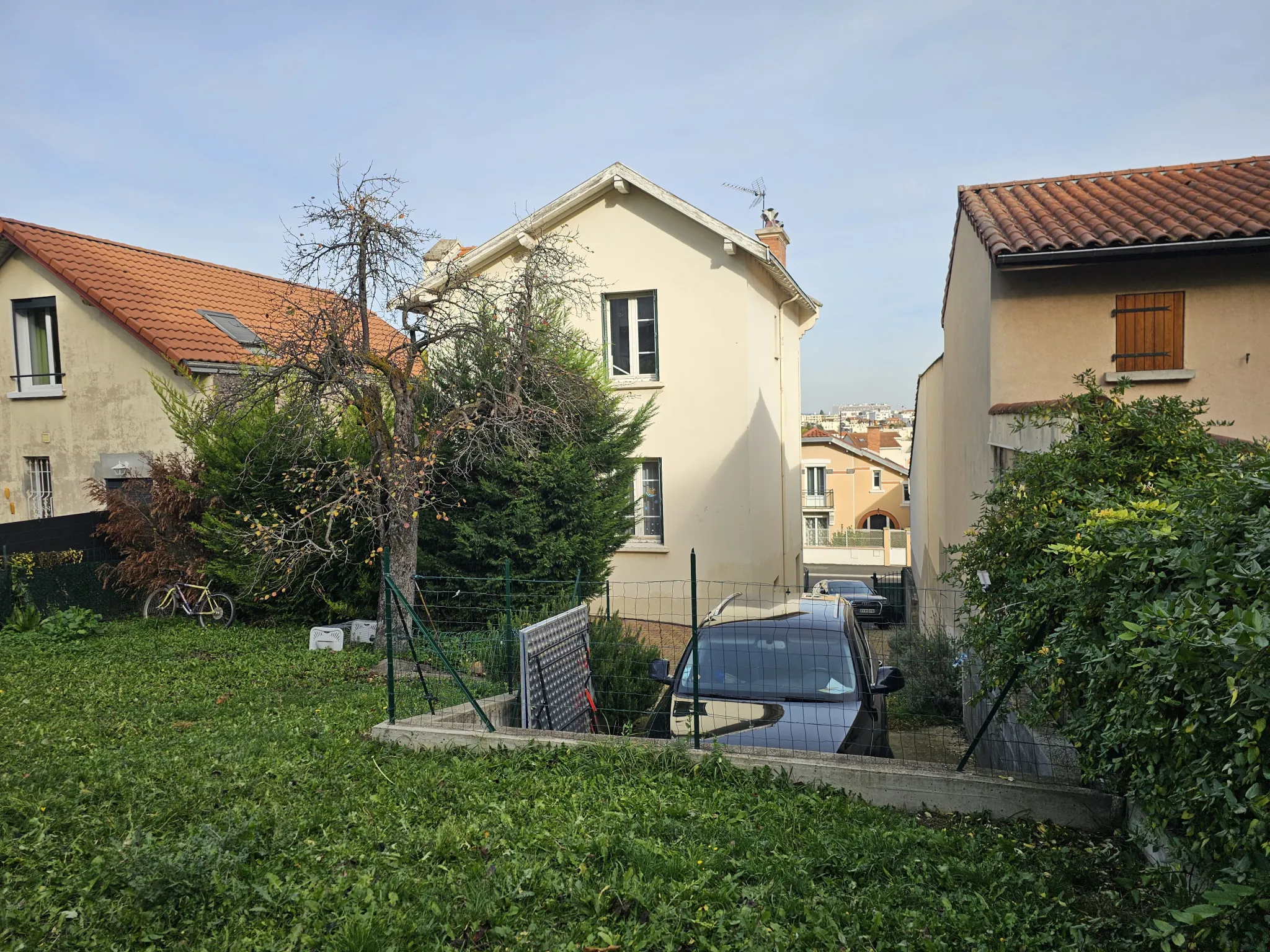 Charmante maison de ville de 95 m² à vendre à Clermont-Ferrand 