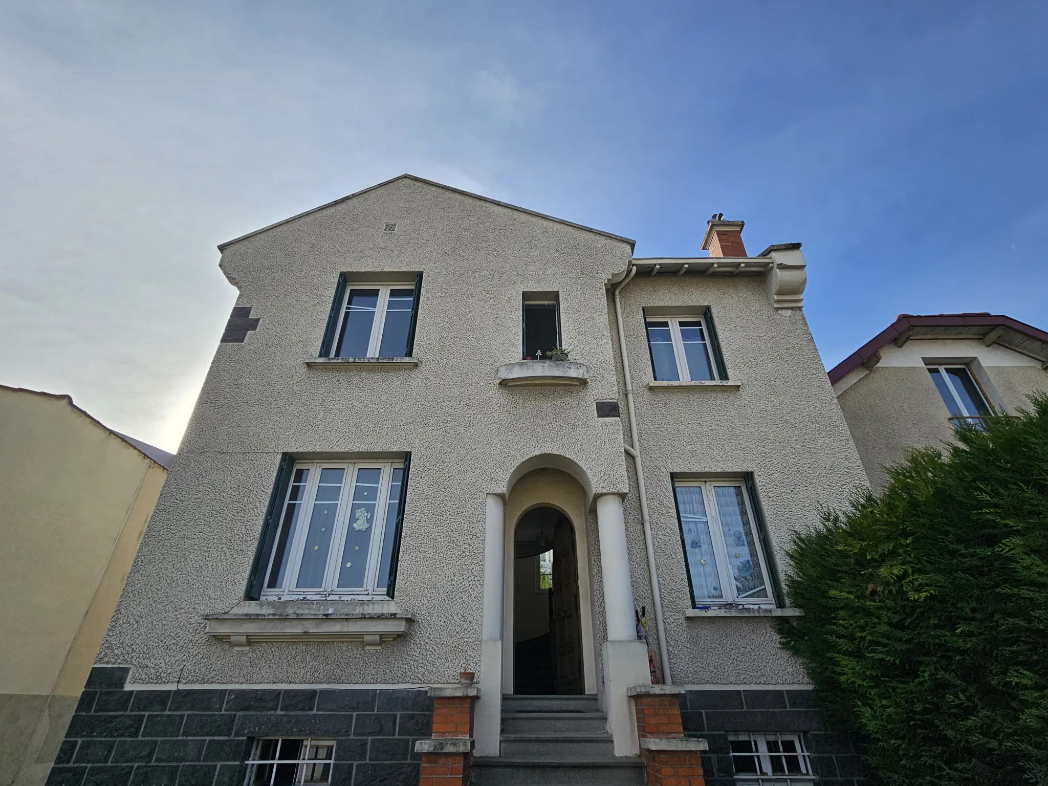 Charmante maison de ville de 95 m² à vendre à Clermont-Ferrand