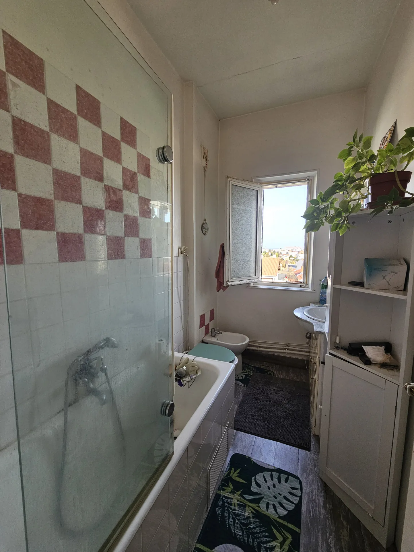 Charmante maison de ville de 95 m² à vendre à Clermont-Ferrand 