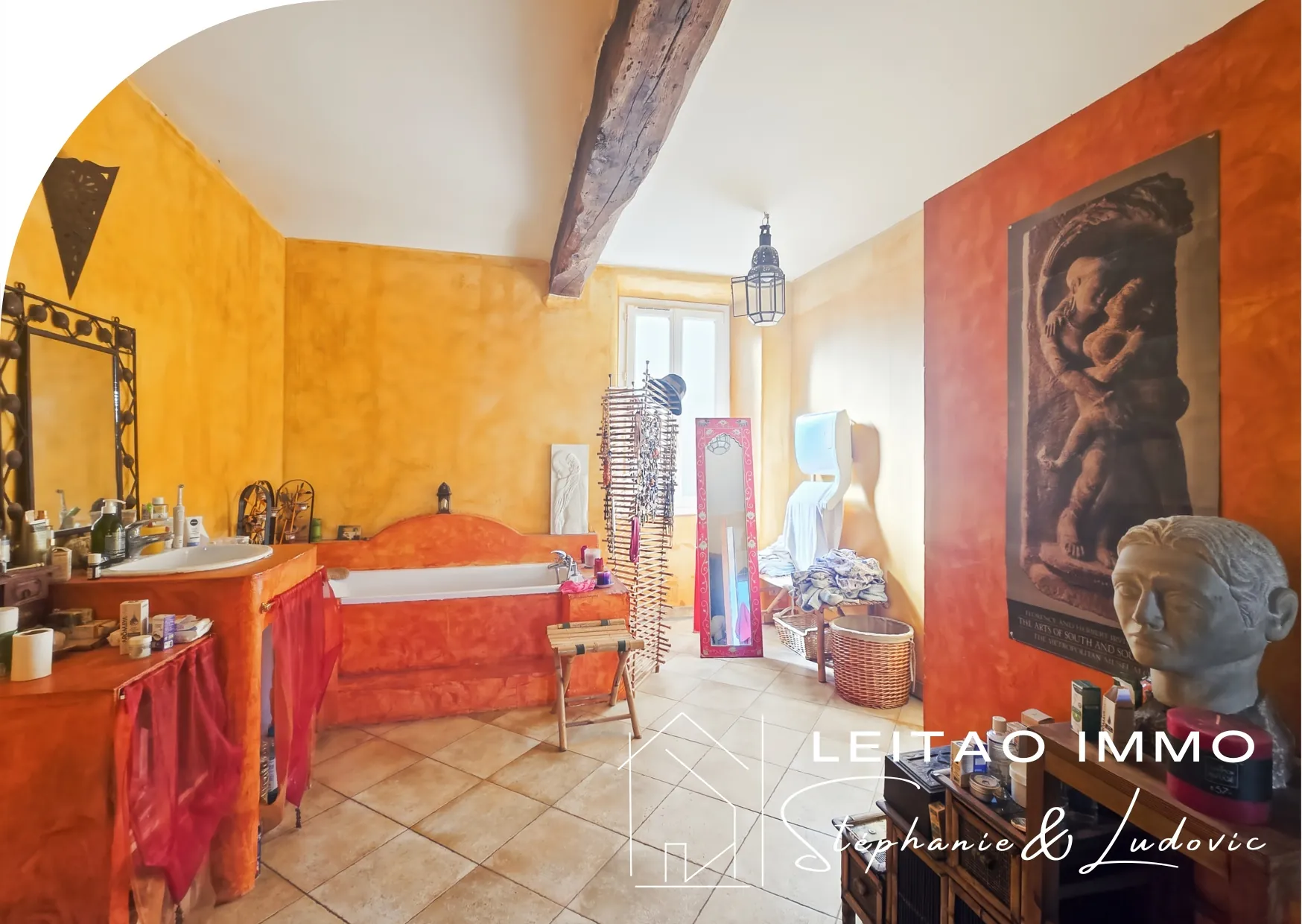 Maison de village de 187 m² avec jardin à Saint-Paul-Cap-de-Joux 