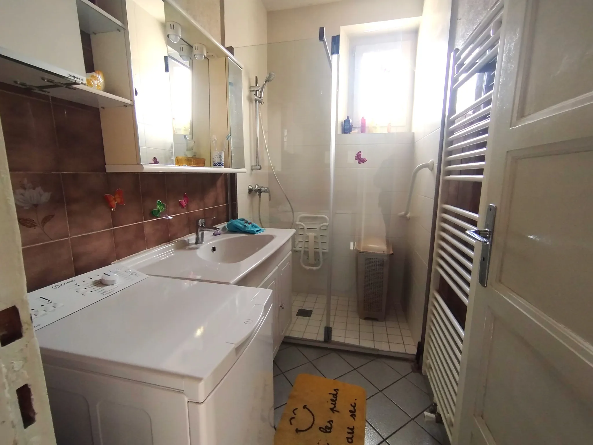 Appartement T4 lumineux de 66 m² à Pont de Claix avec garage et cave 