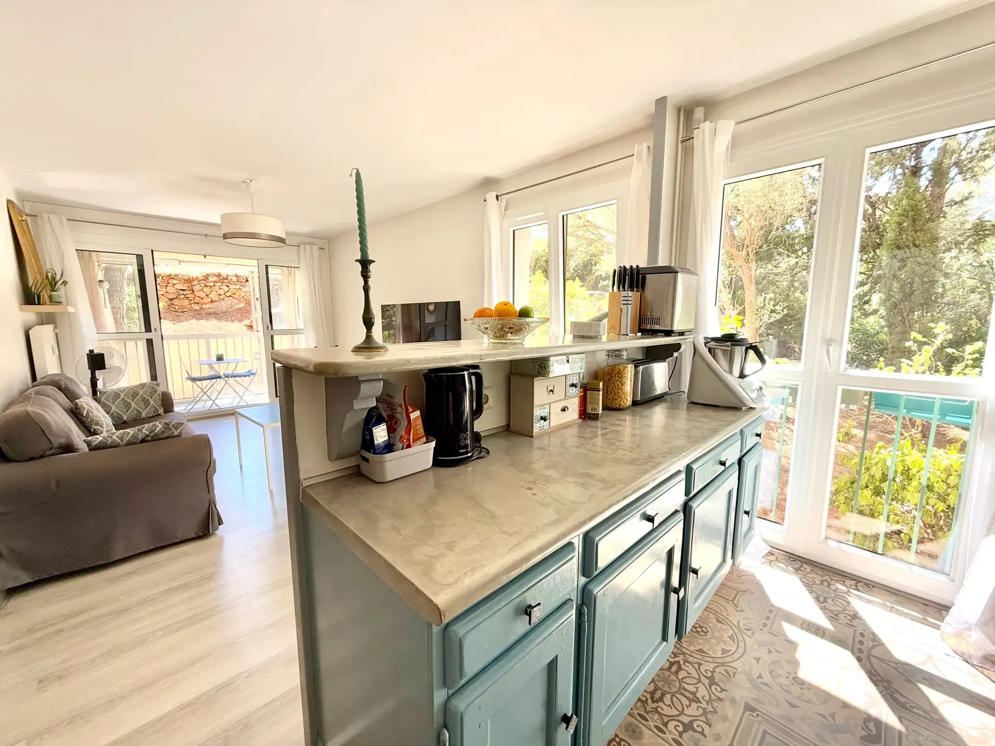 Appartement 3 pièces à Toulon - Calme, lumineux avec balcon et parking 