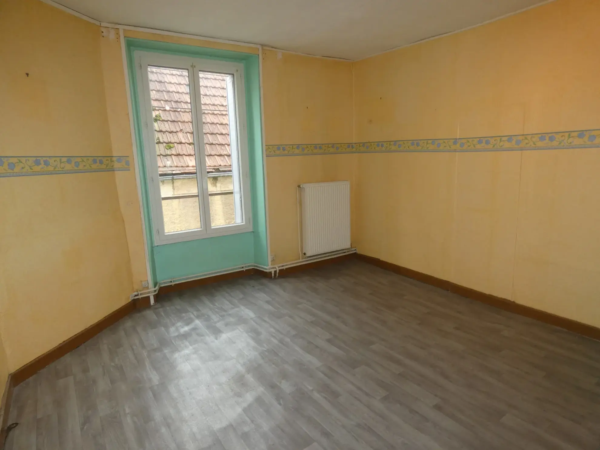 Belle maison de ville avec 4 chambres à Brienon-sur-Armançon 