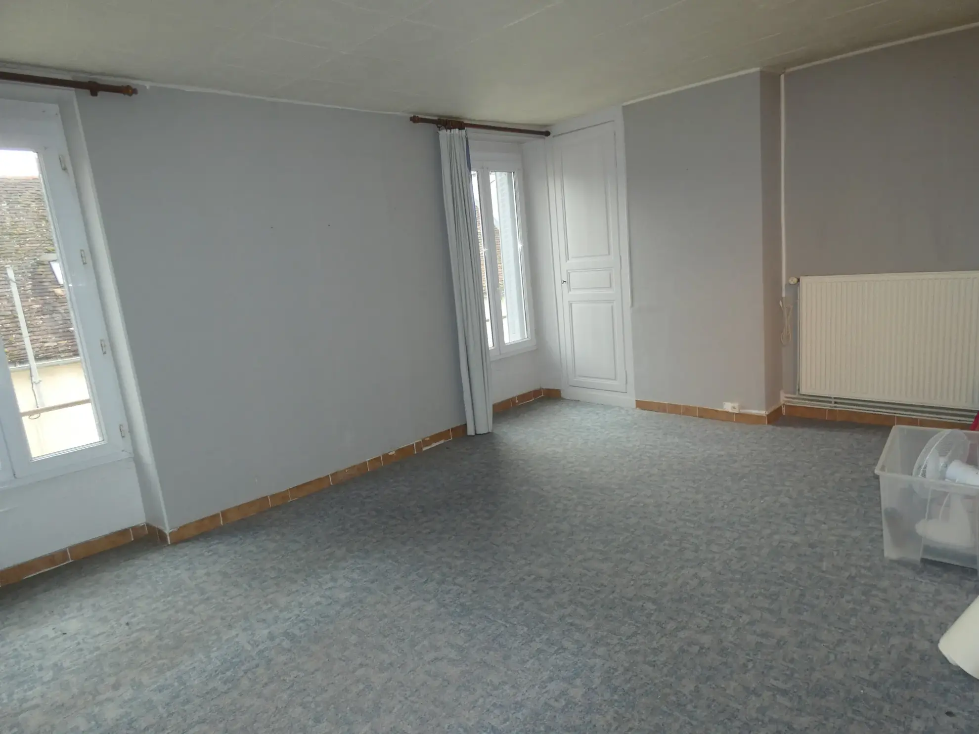 Belle maison de ville avec 4 chambres à Brienon-sur-Armançon 