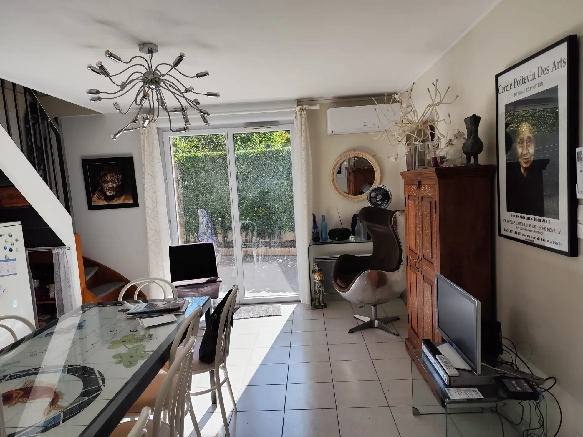 Maison récente avec terrasse et vue montagne à Saint Mamet près de Bagnères-de-Luchon