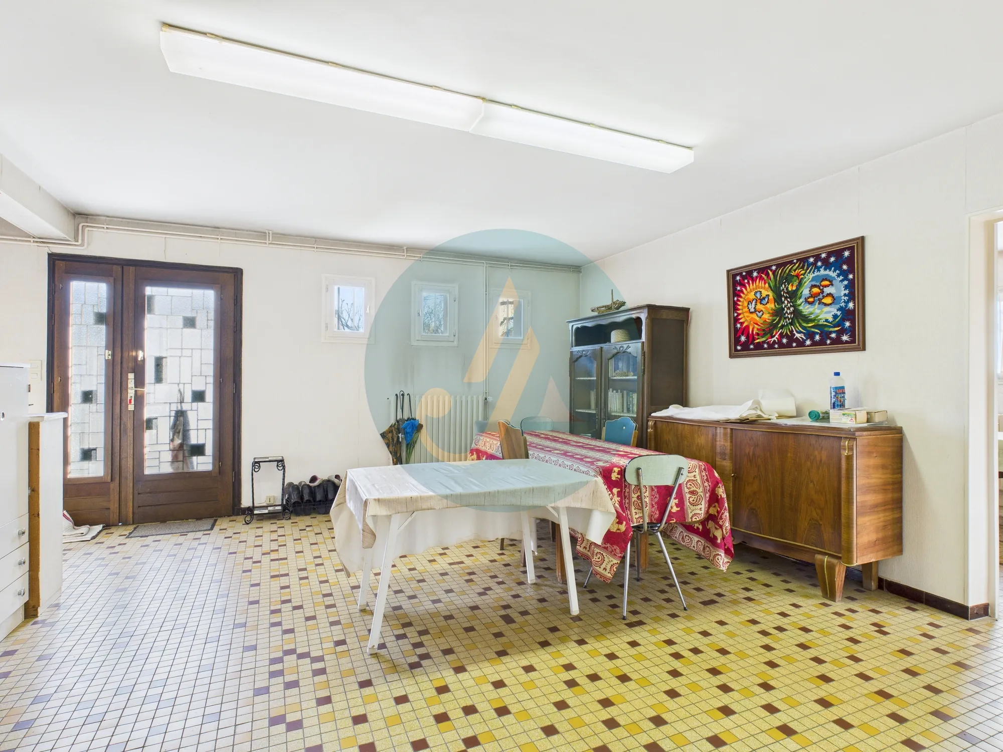 Pavillon familial de 186 m² à Fourchambault avec terrain clos et garage 