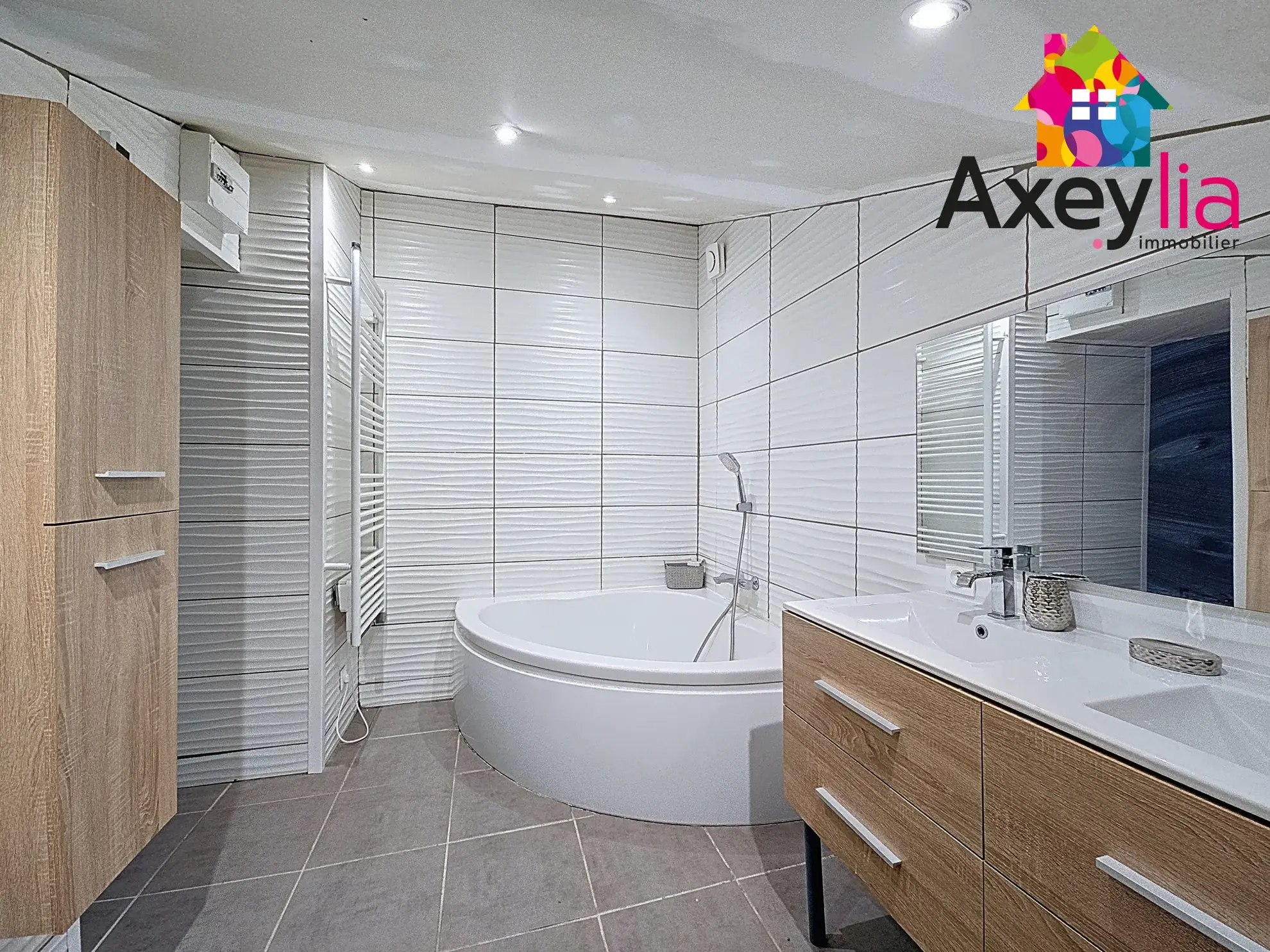 Maison à vendre à Marcigny avec 5 chambres et grand terrain 