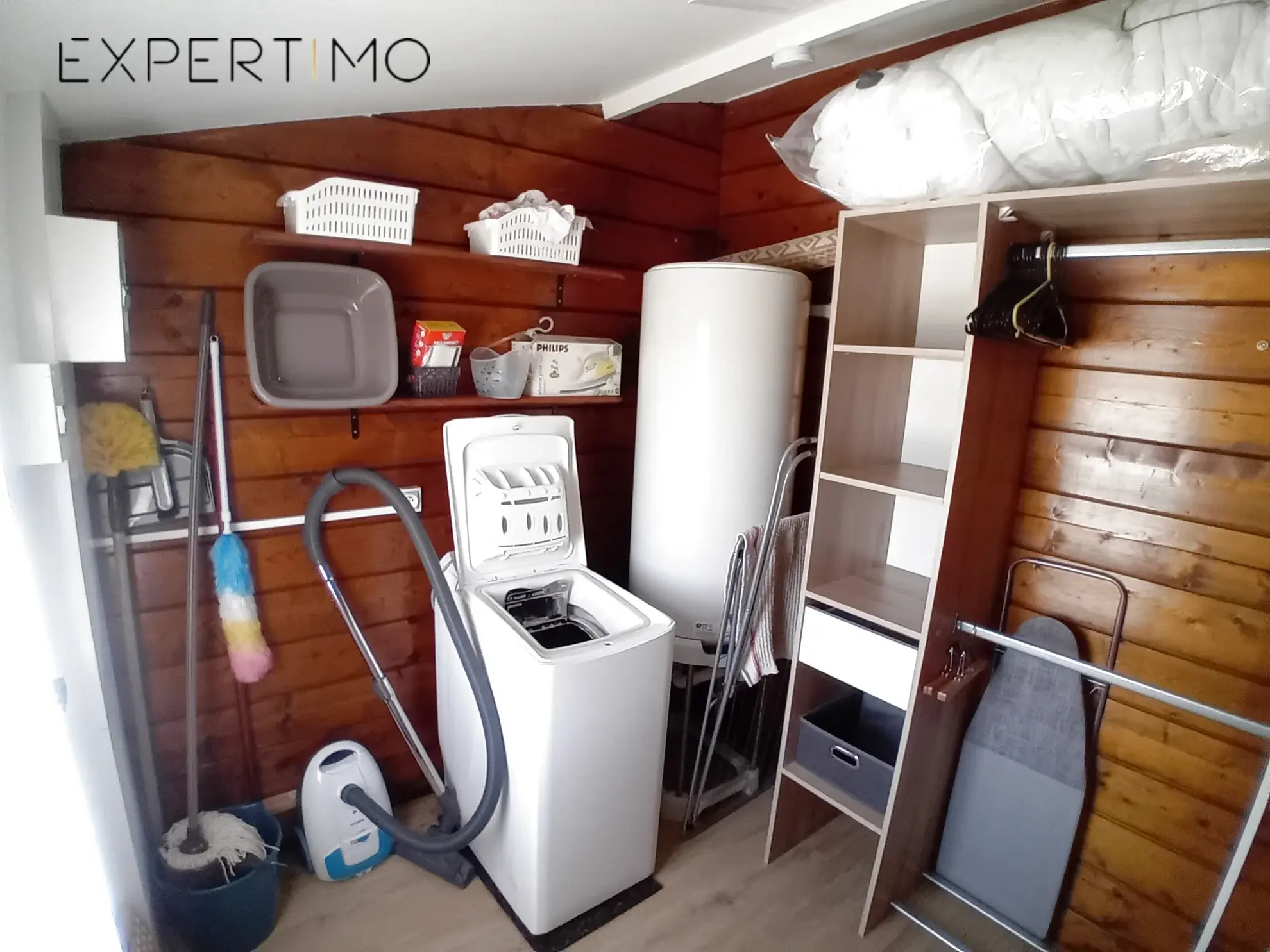 Magnifique chalet en bois rénové avec terrasse et parcelle constructible près de Poitiers 