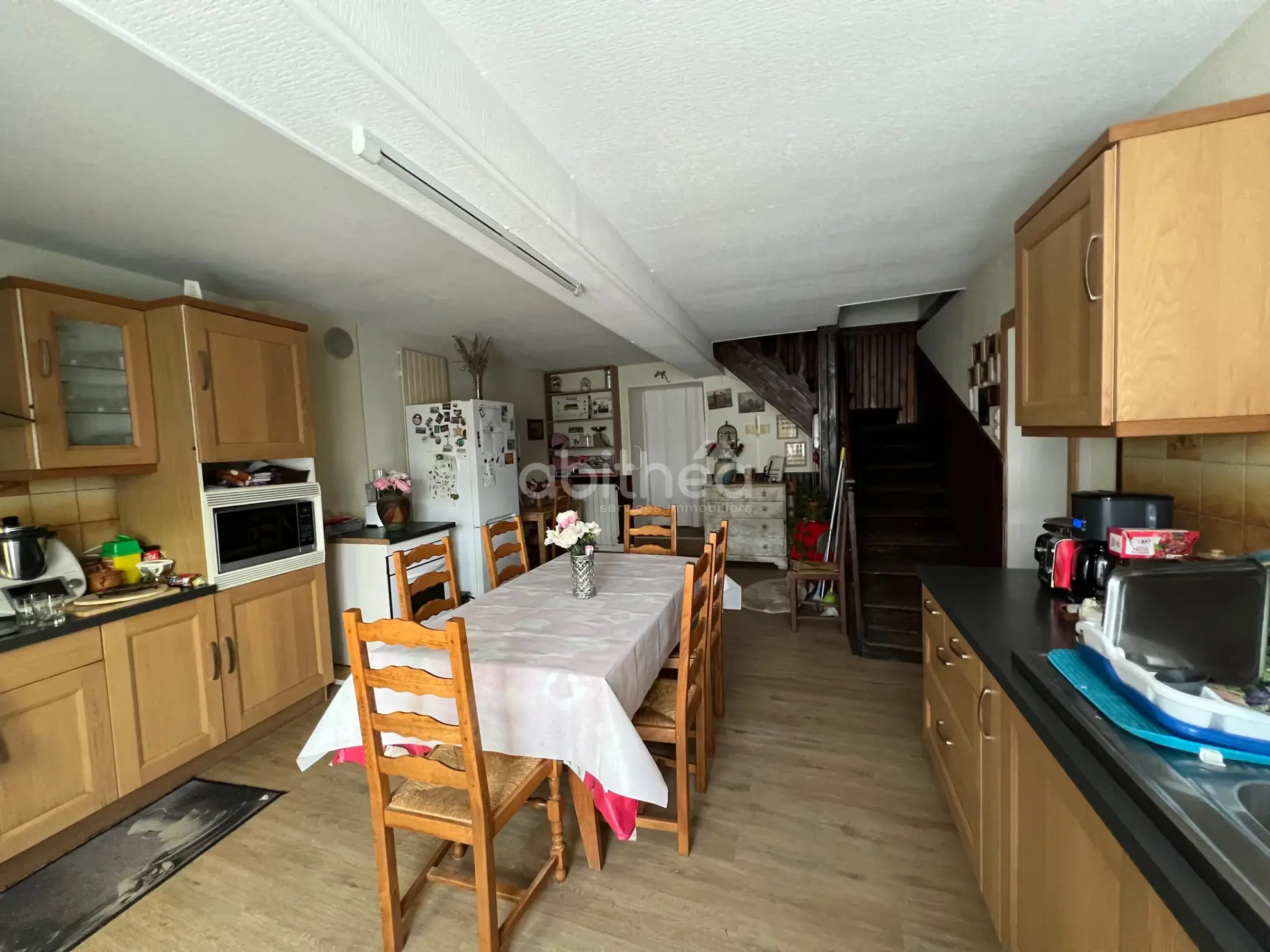 Maison de village avec jardin et grange à La Péruse (16270) – 145 m²