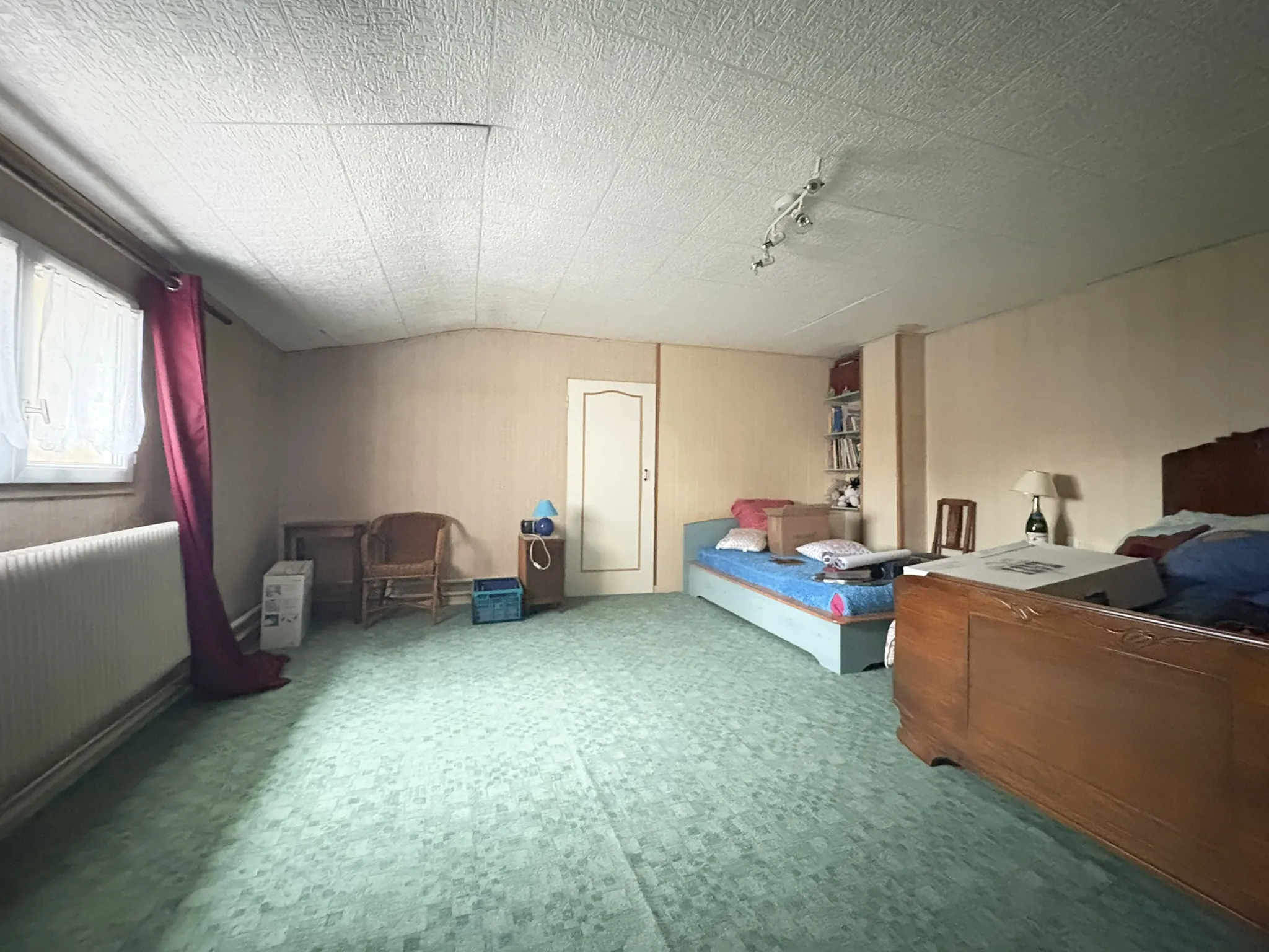 Maison à rénover avec grand terrain près d’Abbeville - 145 m² 