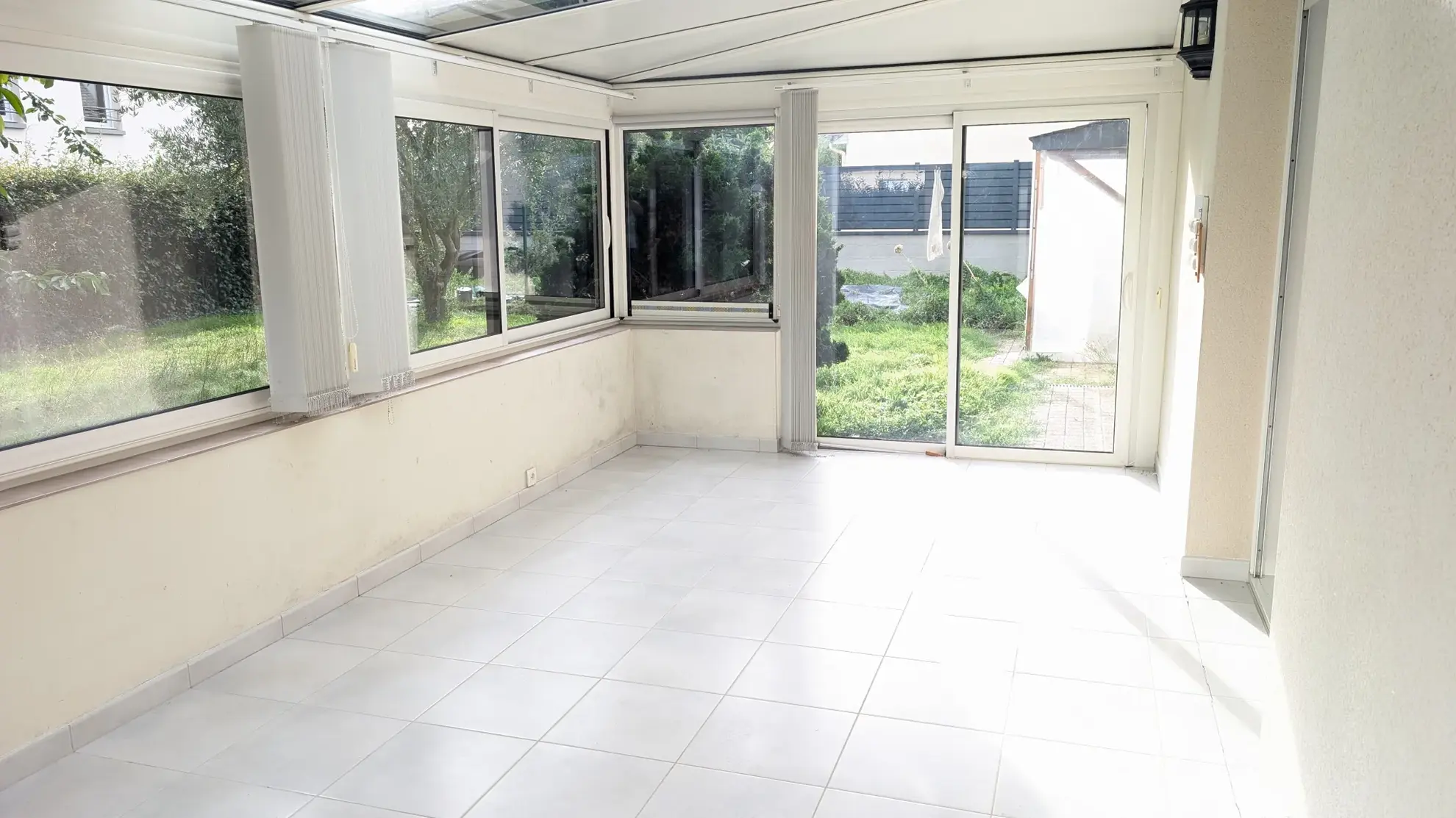 Maison de plain-pied à Janzé avec véranda et dépendances, secteur recherché 