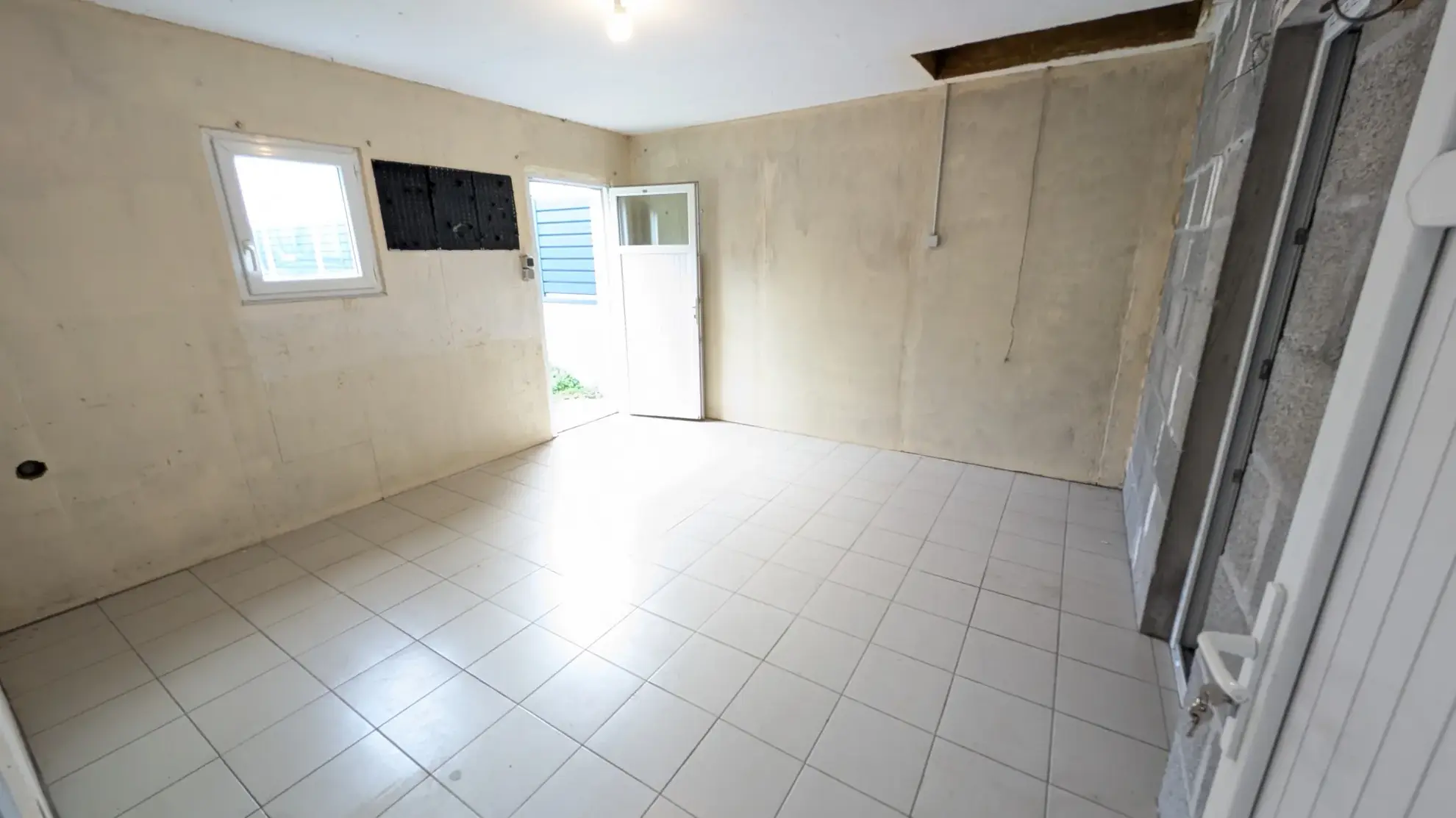 Maison de plain-pied à Janzé avec véranda et dépendances, secteur recherché 