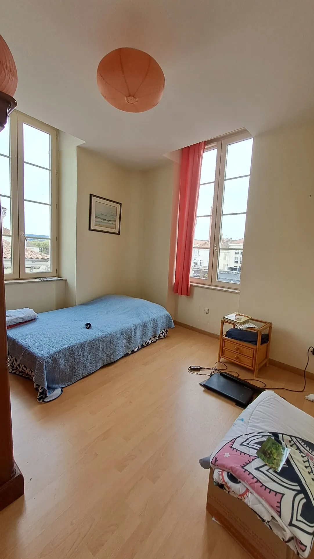 Appartement T3 lumineux de 72 m² à Villeneuve-sur-Lot avec ascenseur 