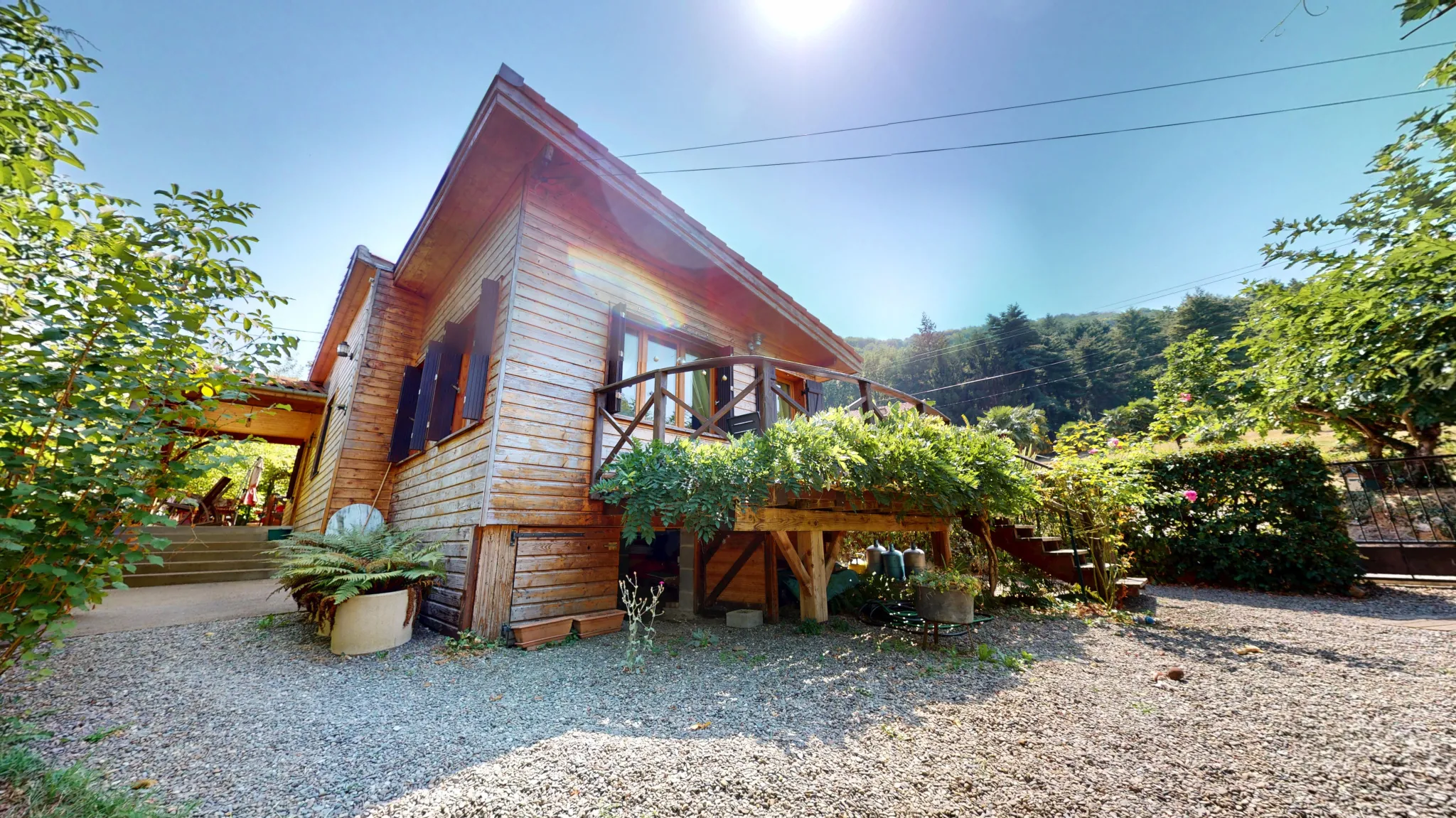 Maison T4 de 93 m² avec grand terrain à Saint-Michel, vue sur les coteaux 