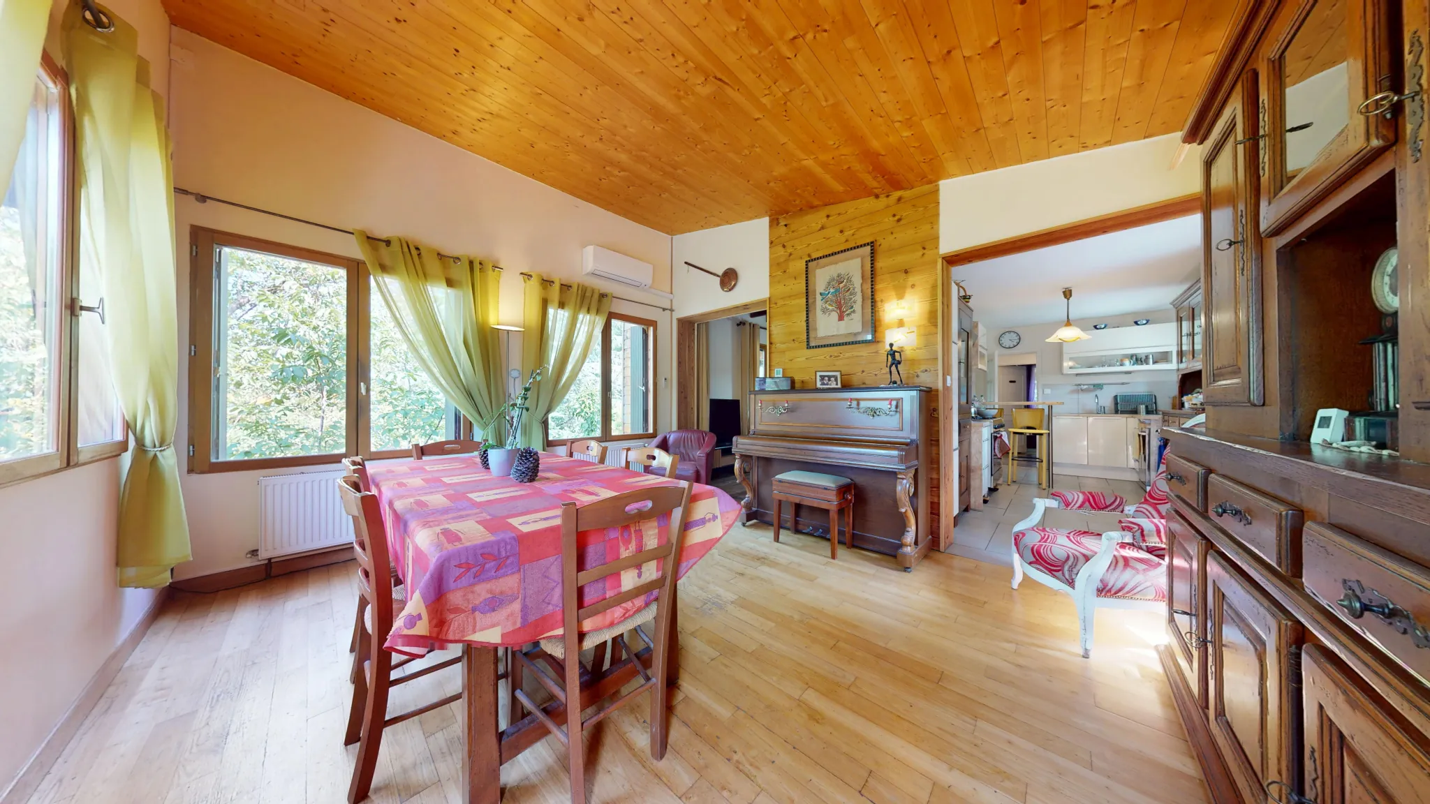 Maison T4 de 93 m² avec grand terrain à Saint-Michel, vue sur les coteaux 