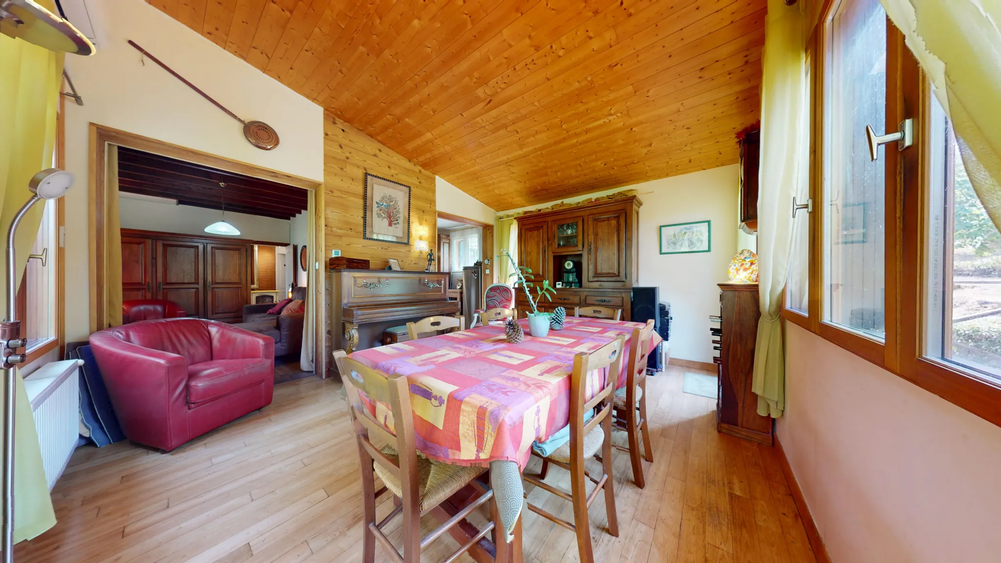 Maison T4 de 93 m² avec grand terrain à Saint-Michel, vue sur les coteaux 