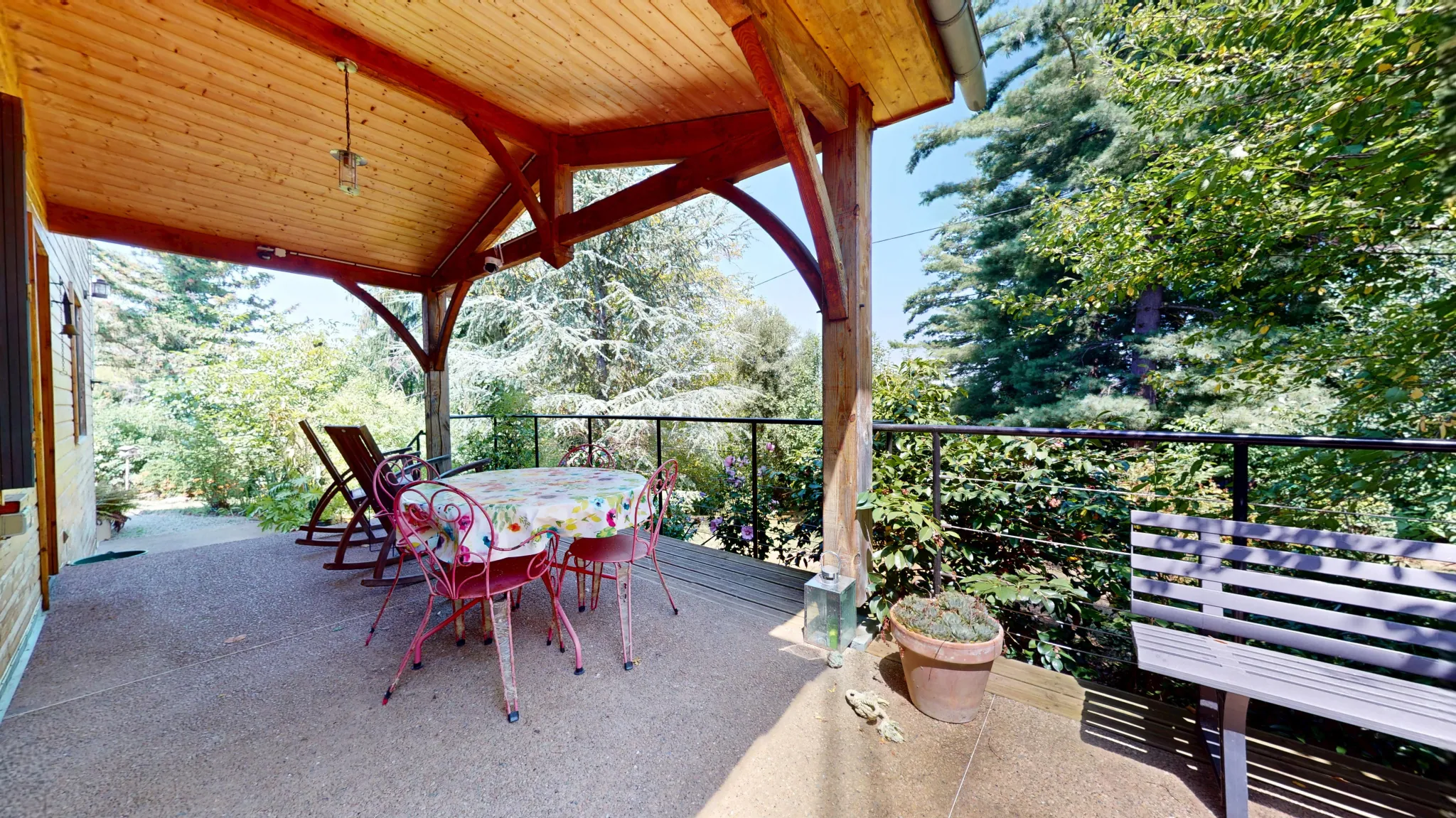 Maison T4 de 93 m² avec grand terrain à Saint-Michel, vue sur les coteaux 