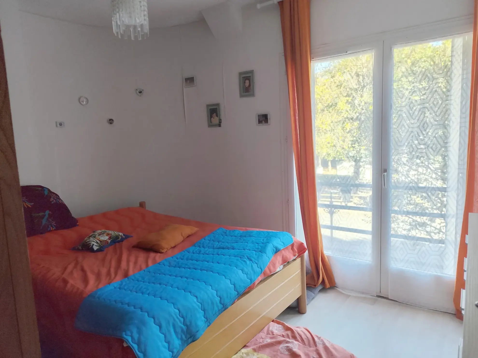 Appartement Duplex T3 de 69 m² à Bagnères-de-Luchon avec terrasse et parking 