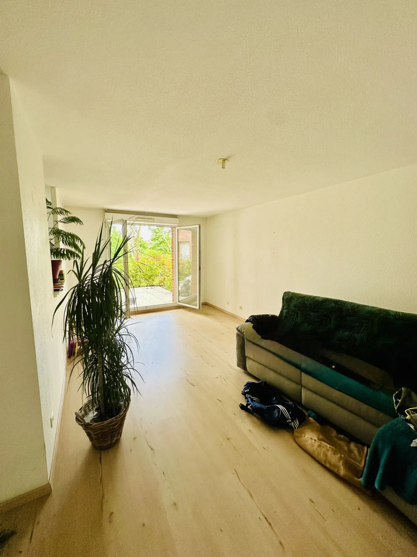 Appartement T3 de 57 m² à Saint-Laurent-Blangy – Résidence sécurisée, terrasse