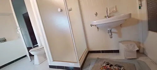 Maison spacieuse à vendre dans un quartier résidentiel de Gramat avec grand terrain de 1261 m² 