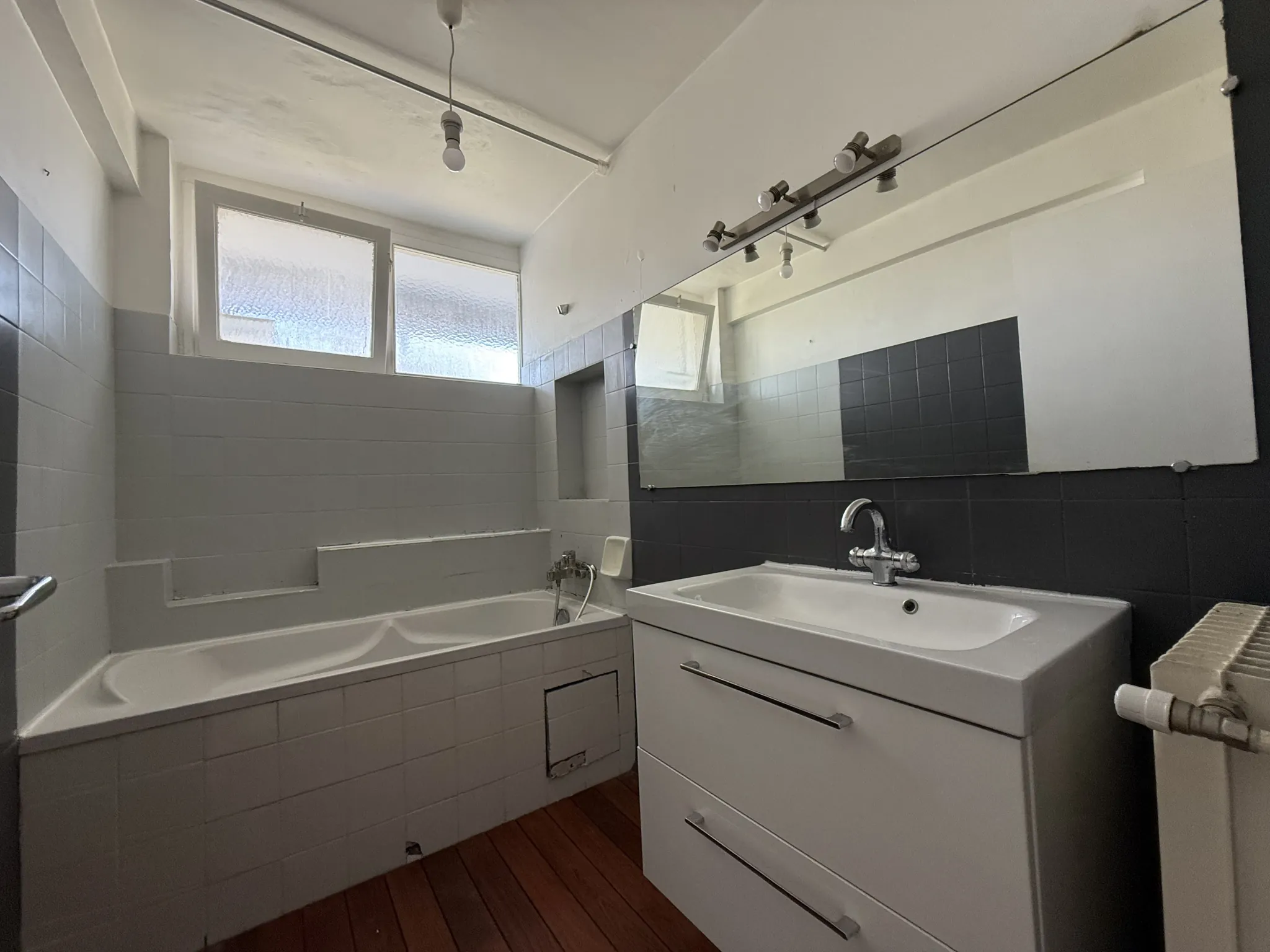 Appartement T3 lumineux de 72 m² dans le quartier des Arceaux à Montpellier 