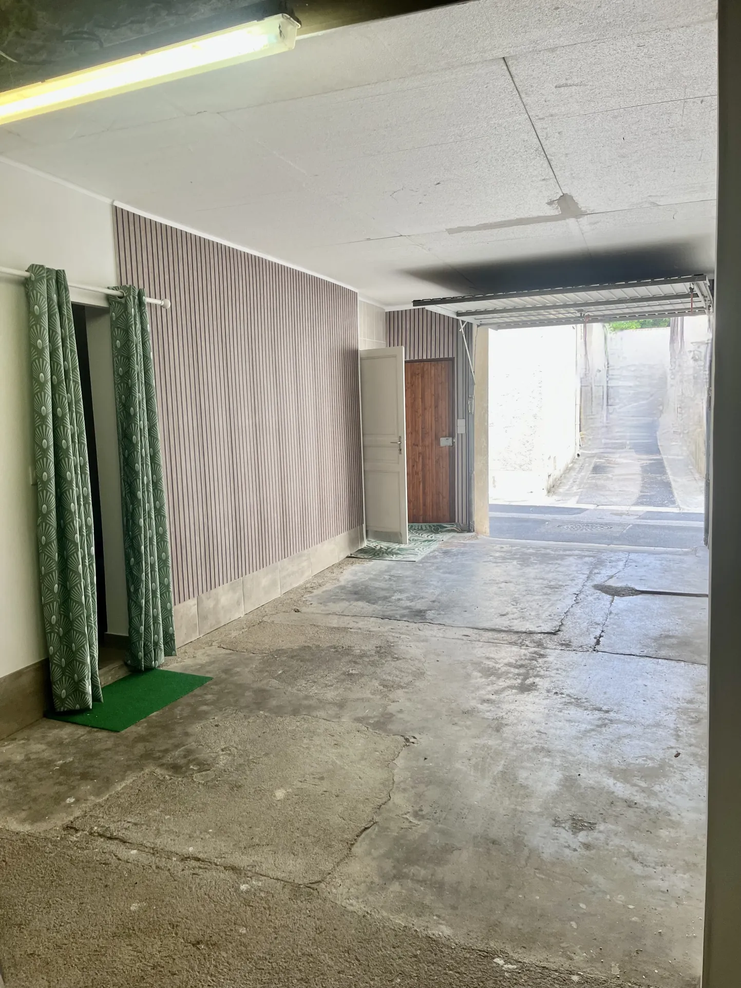 Maison T4 de 81 m² avec grand garage à Gignac 