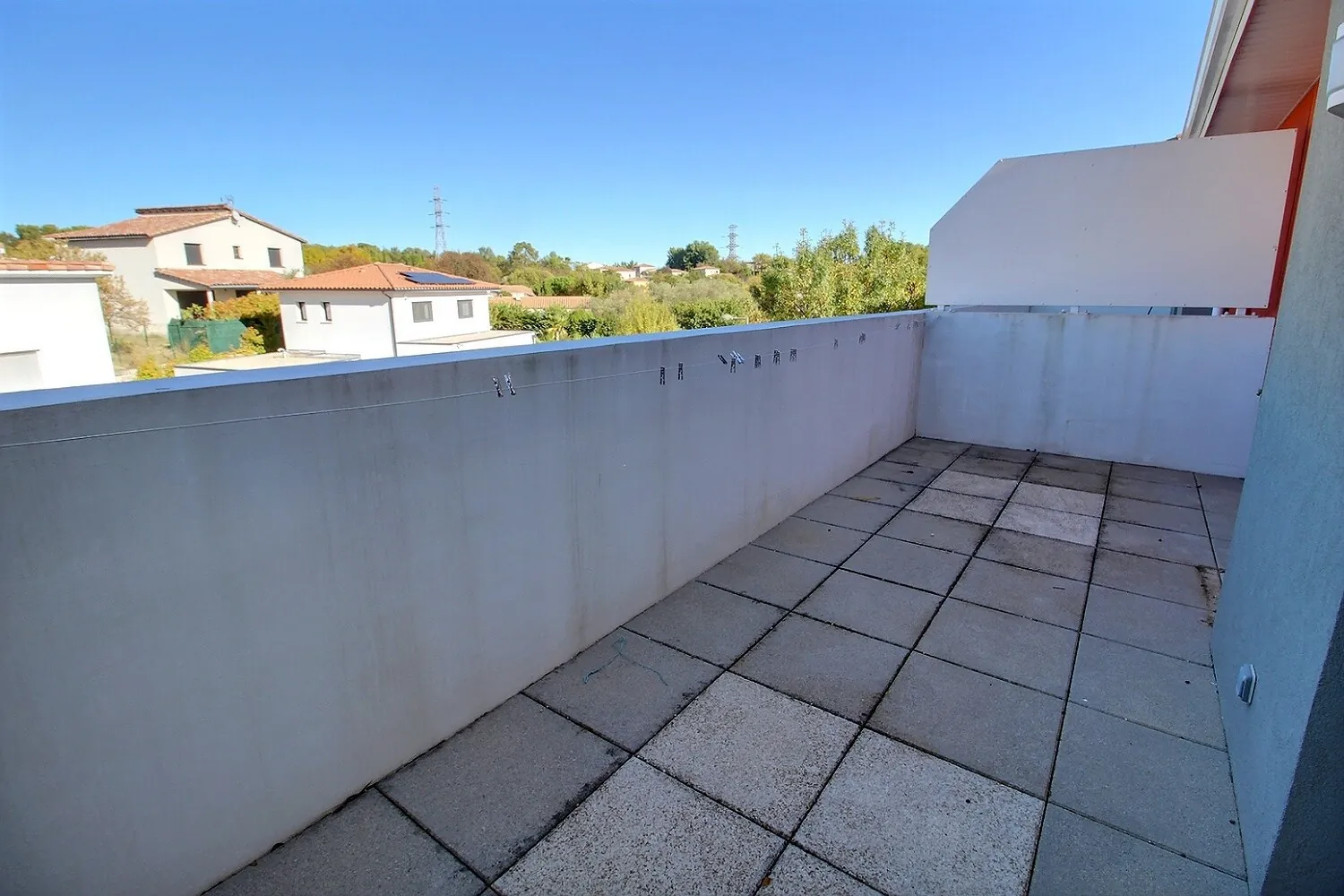 Appartement T3 avec terrasse et vue dégagée à Grabels près de Montpellier 