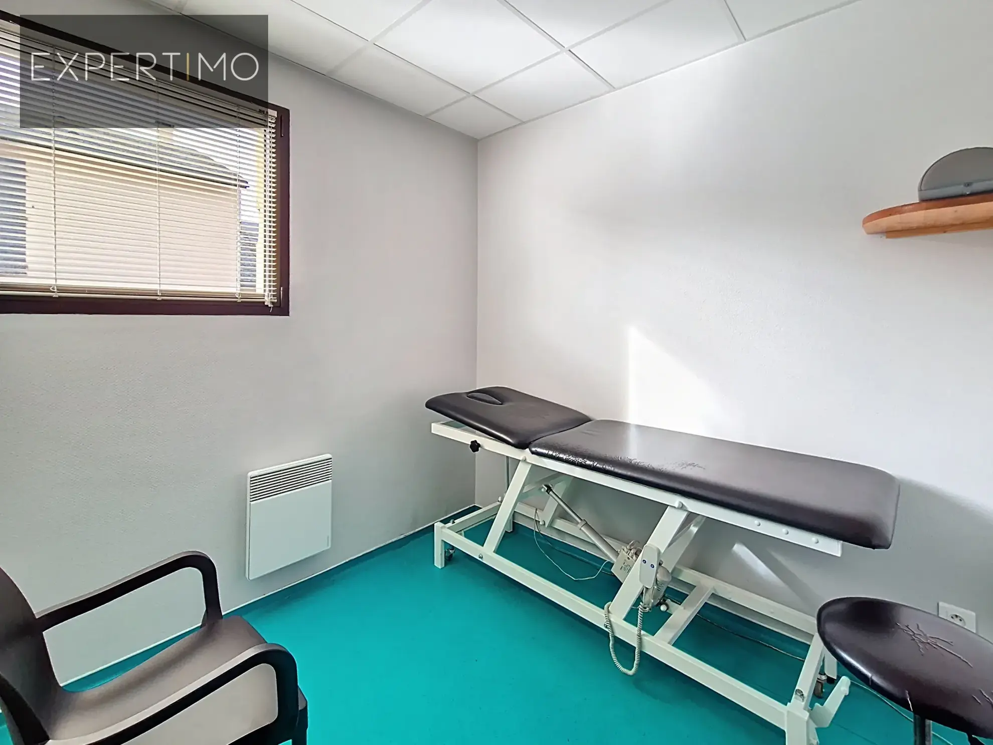 Local commercial de 86,67 m² à La Primaube, emplacement stratégique dans centre médical dynamique 