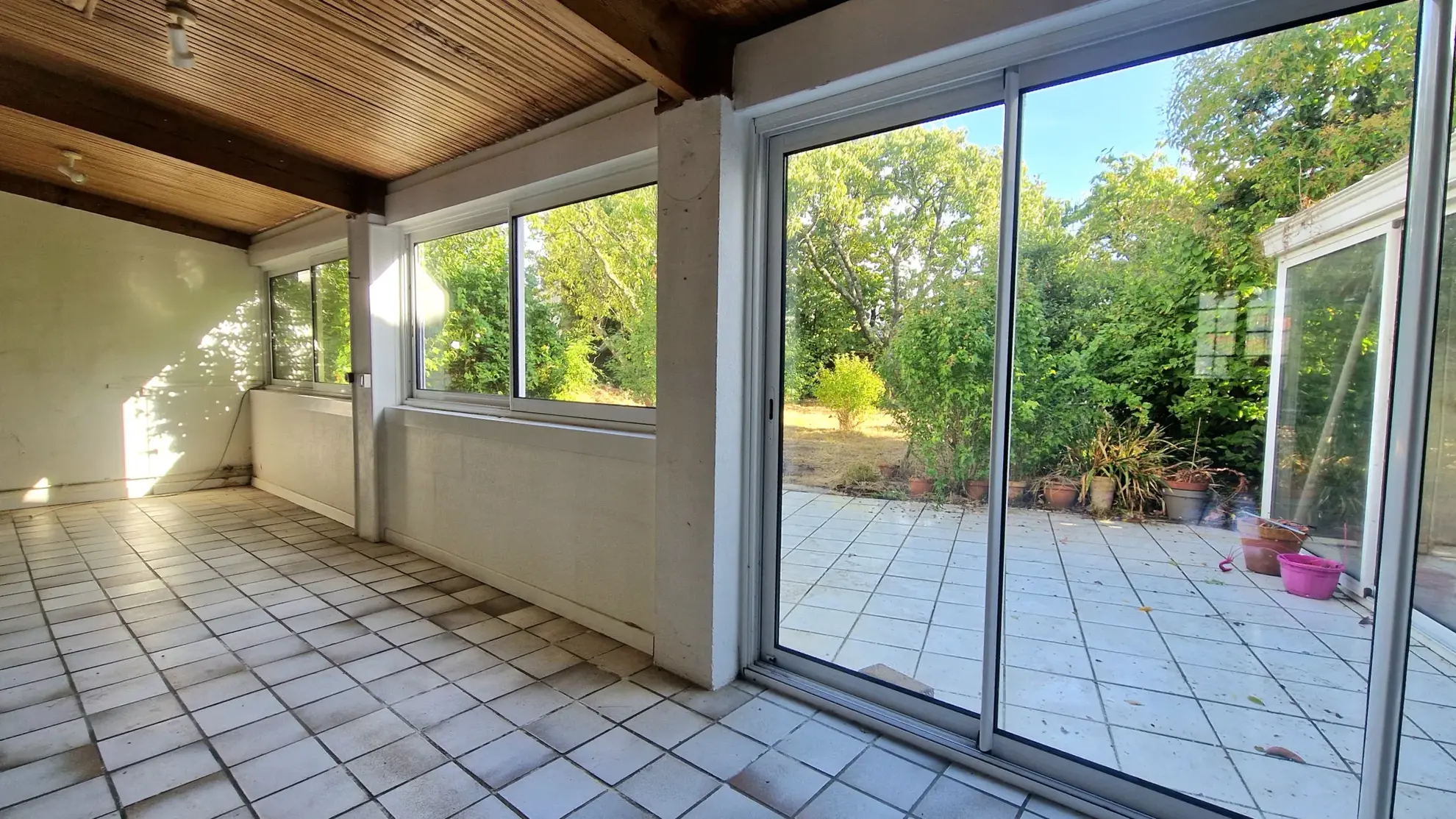 Maison à La Rochelle de 115 m² avec jardin exposé plein sud, à rénover pour investissement ou résidence principale 