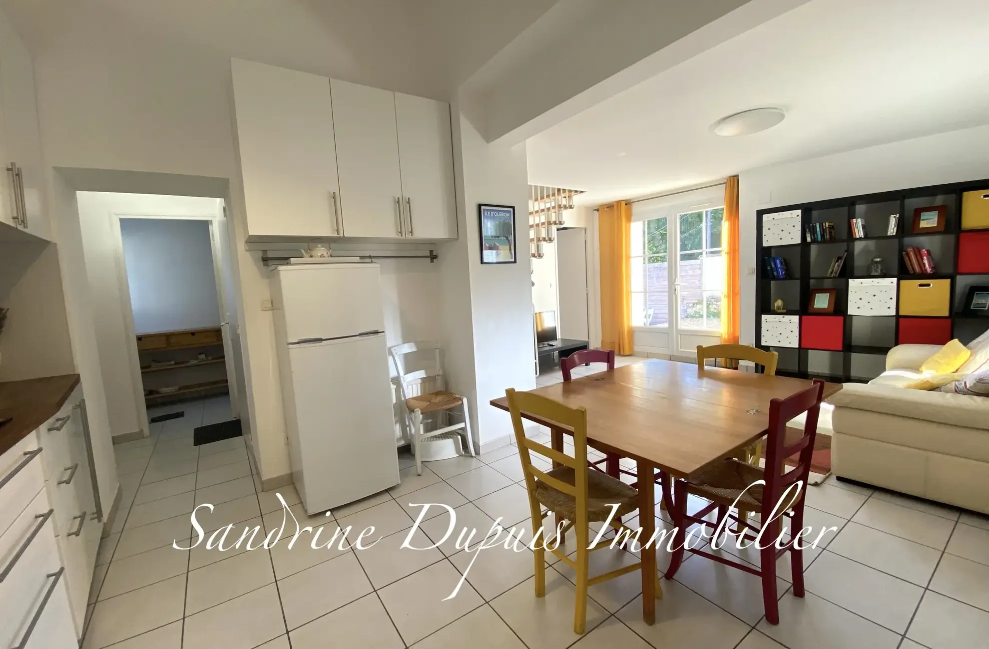 Charmante maison 4 pièces avec cour à Saintes, secteur privilégié 