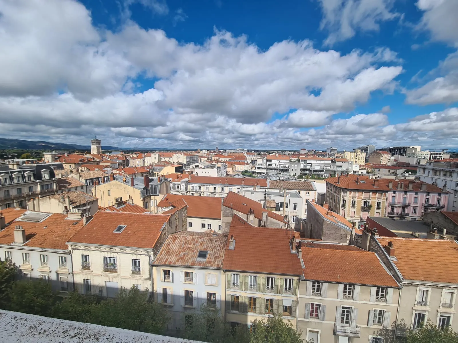 Appartement de 72m² avec vue exceptionnelle sur les toits de Valence, proche gare