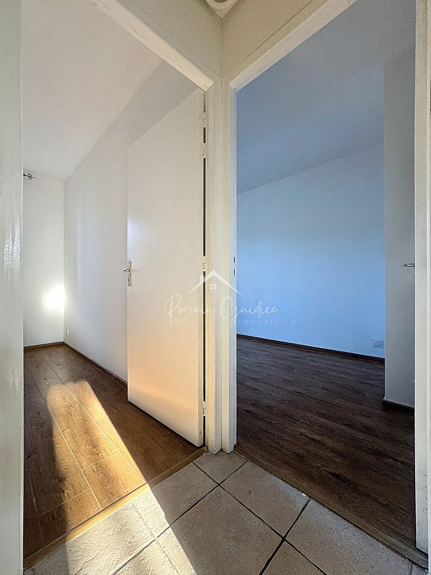 Appartement F3 de 58 m² avec vue sur la Place du Mandarous à Millau 